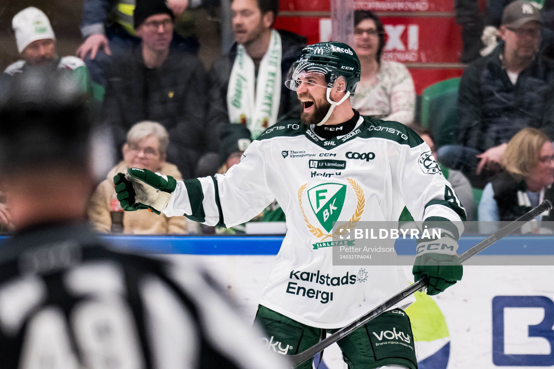 Färjestads Henrik Björklund jublar