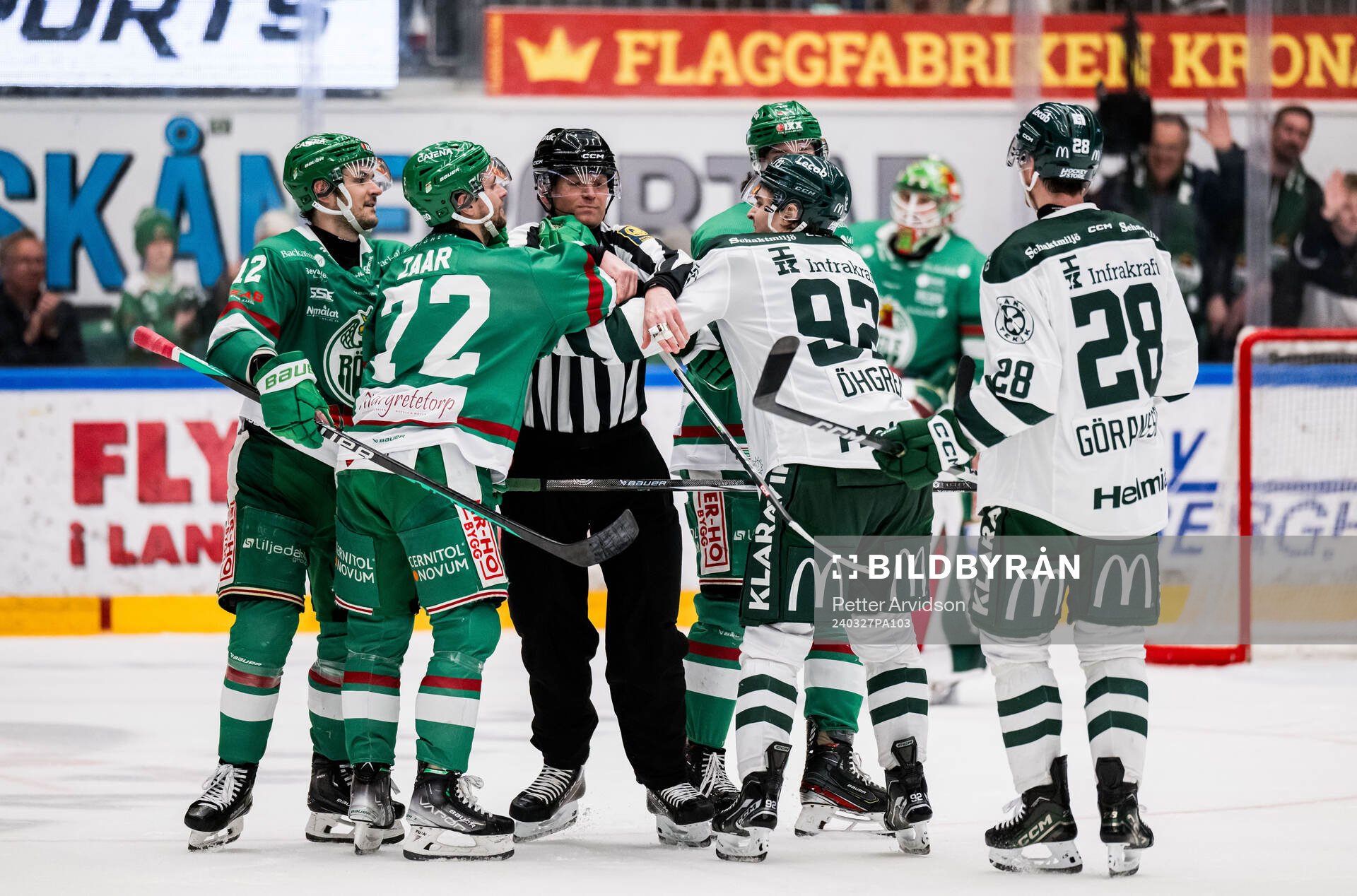 Rögles Daniel Zaar och Färjestads Liam Öhgren