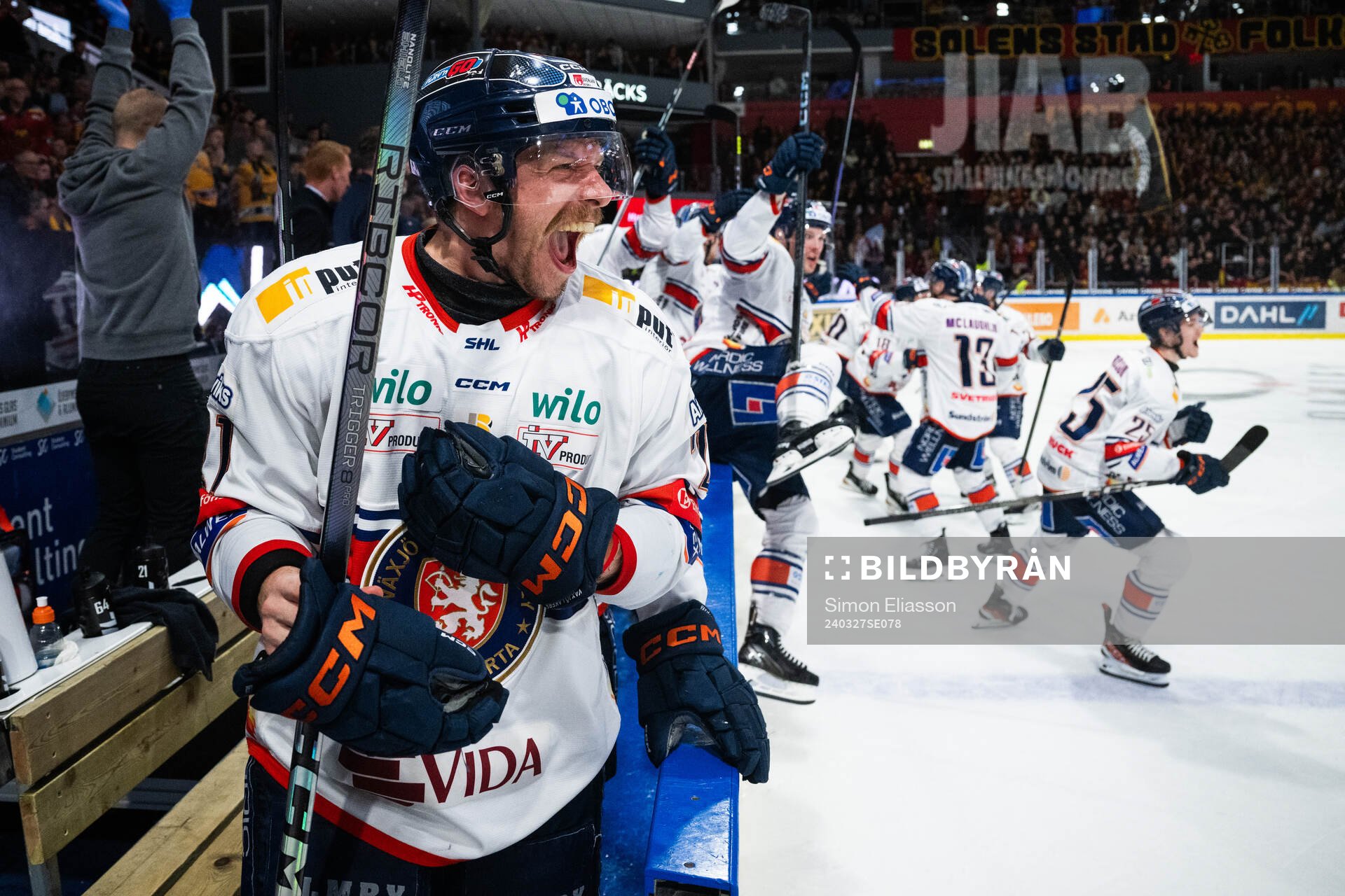 Växjös Brian Cooper jublar