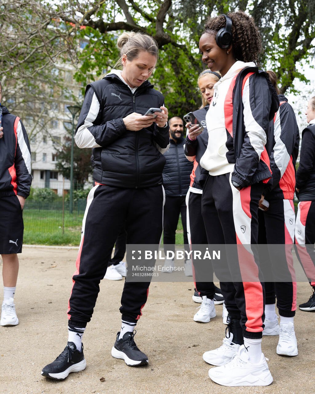 Goalkeeper Jennifer Falk and Aisha Masaka of Häcken