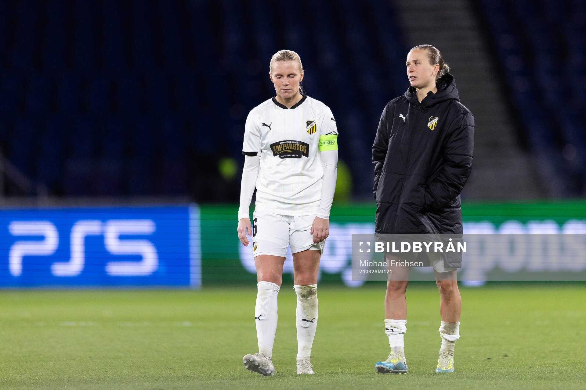 Josefine Rybrink and Filippa Curmark  of Häcken looks