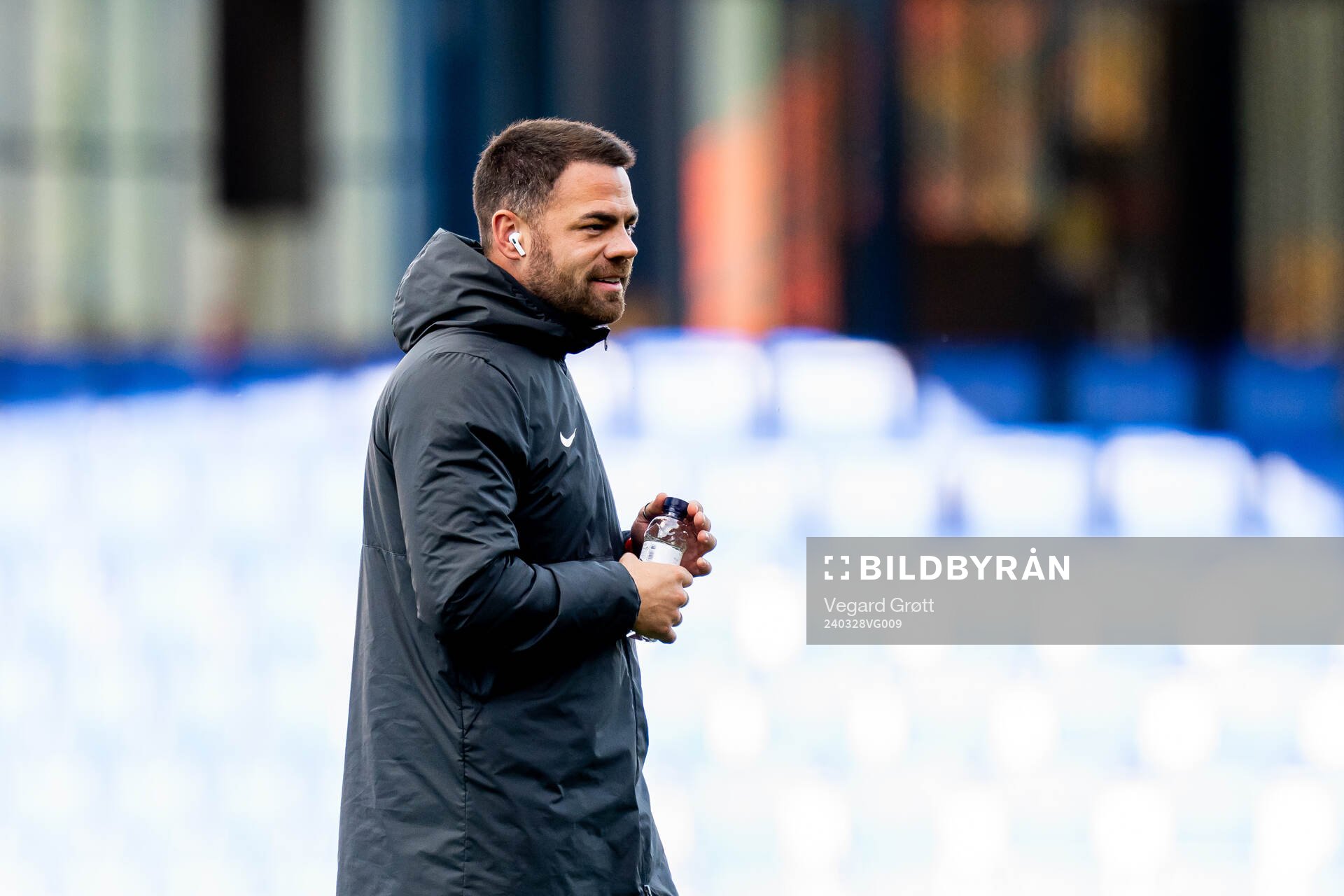 Martin Peter Ho, head coach of Brann, ahead of the UEFA Women's Champions League quarterfinal football match between Barcelona and Brann on March 28, 2024 in Barcelona. 