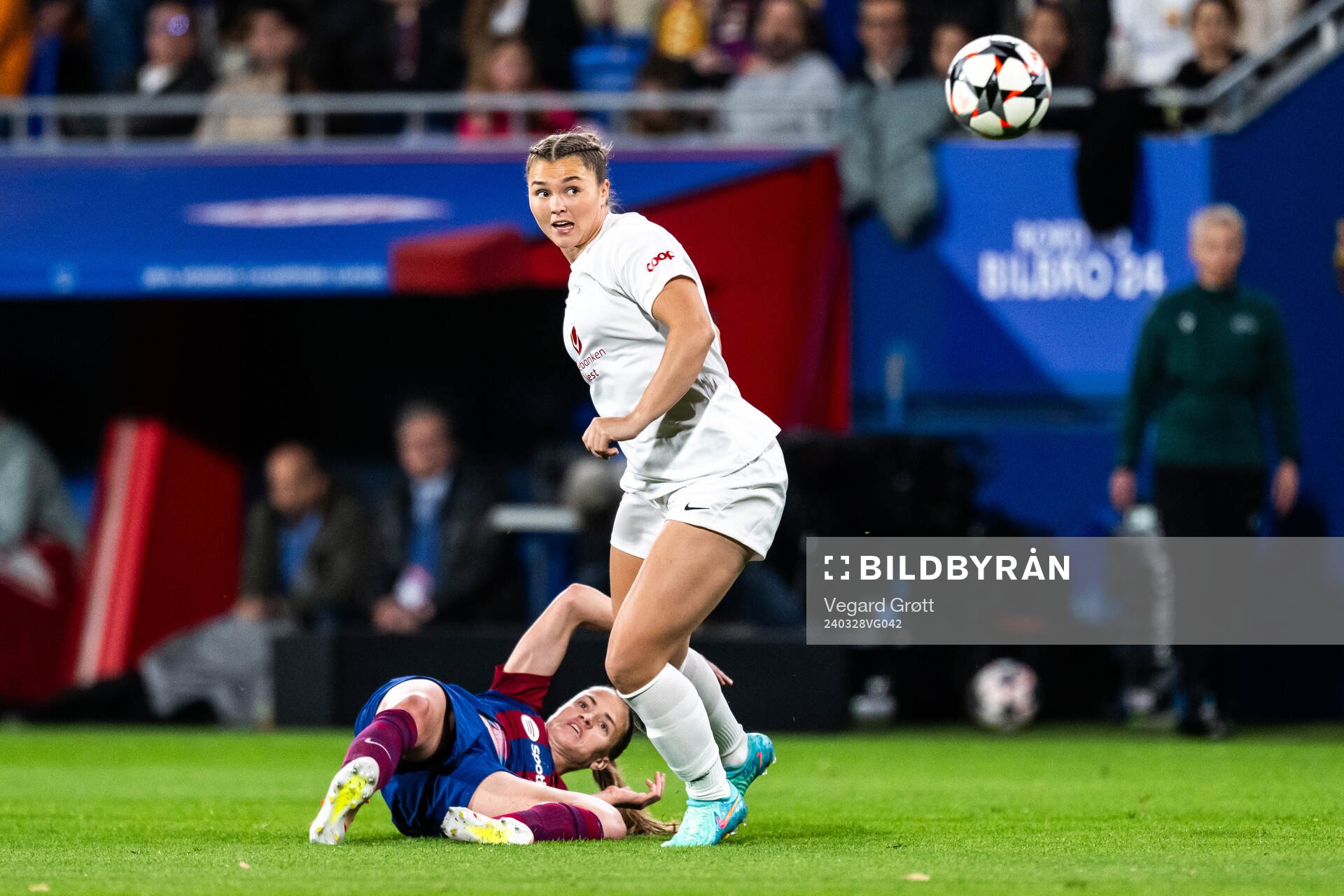 Irene Paredes of Barcelona and Anna Nerland Aahjem of Brann