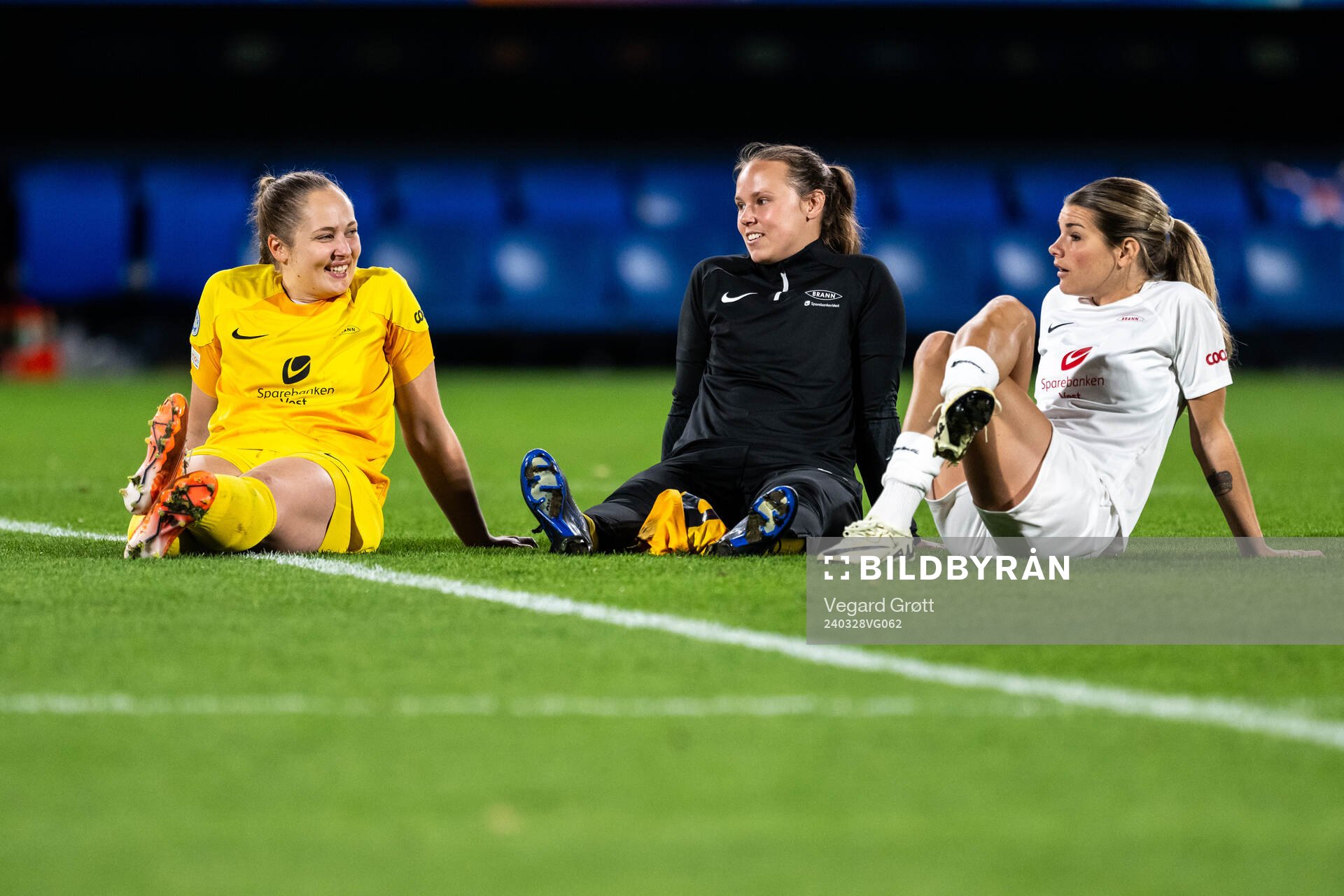 Goalkeeper Aurora Mikalsen, goalkeeper Sandra Stavenes and