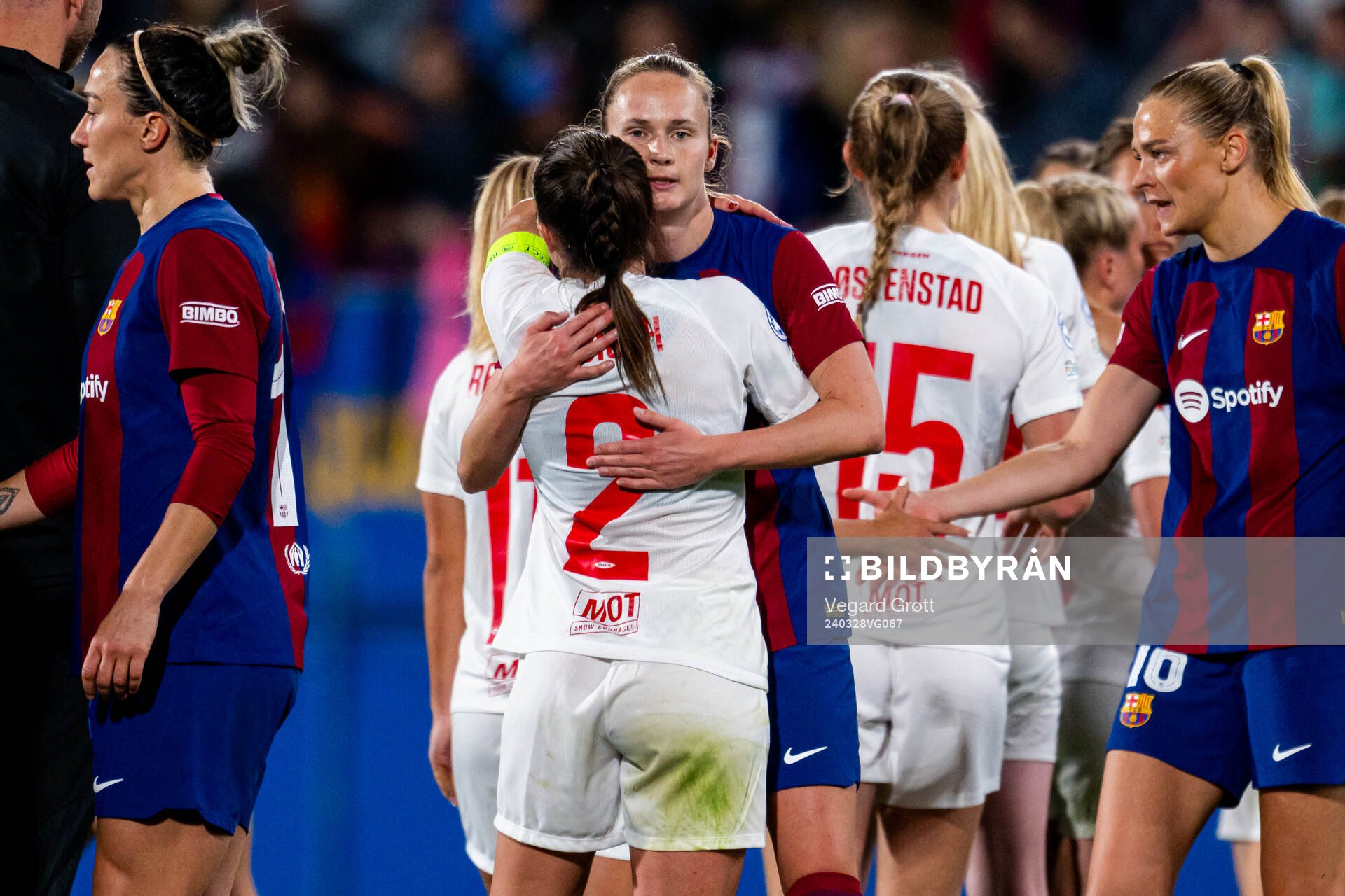Cecilie Redisch Kvamme of Brann and Caroline Graham Hansen