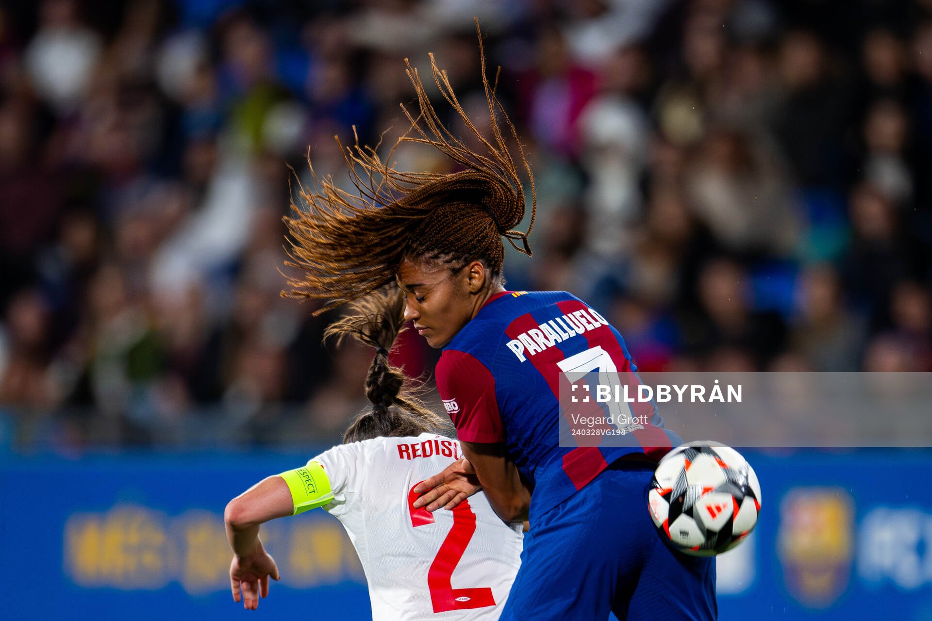 Cecilie Redisch Kvamme of Brann and Salma Paralluelo of