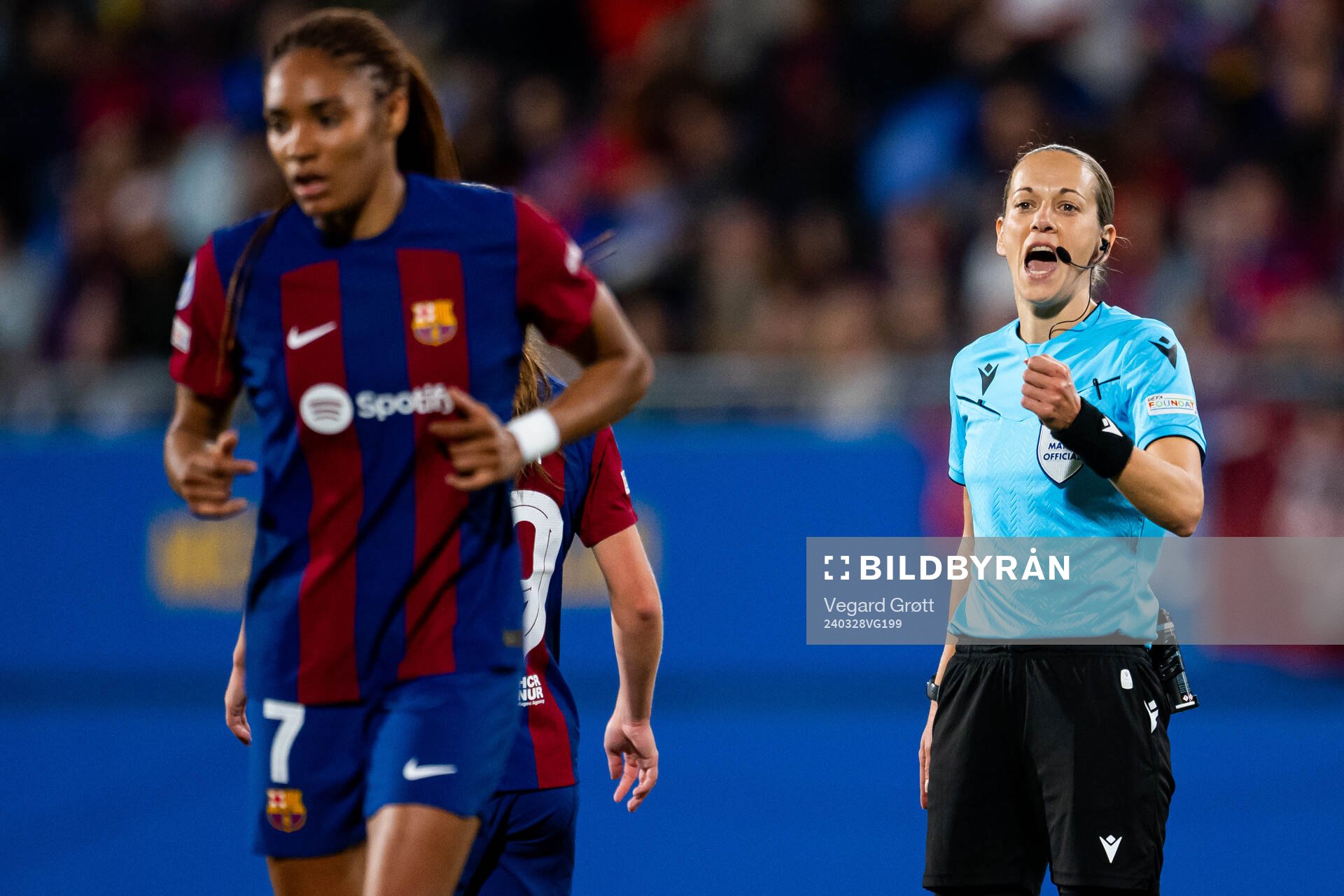 Referee Ivana Martincic
