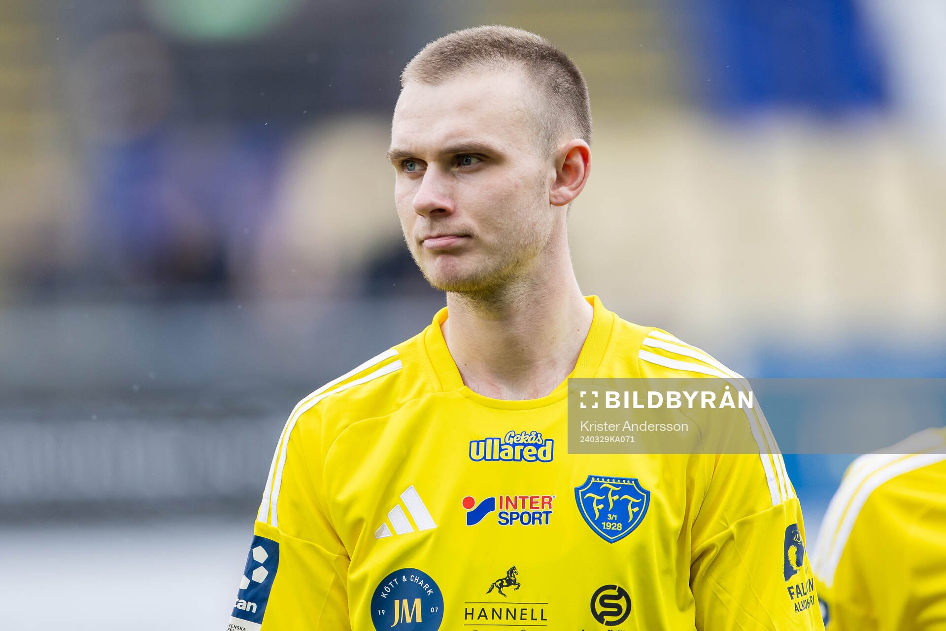 Falkenbergs Nils Bertilsson inför fotbollsmatchen i Ettan södra mellan Falkenberg och Trollhättan den 29 mars 2024 i Falkenberg.