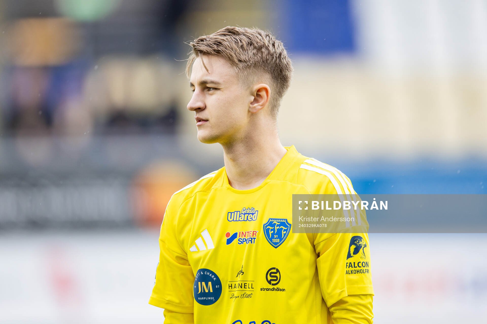 Falkenbergs Melker Larsson inför fotbollsmatchen i Ettan södra mellan Falkenberg och Trollhättan den 29 mars 2024 i Falkenberg.