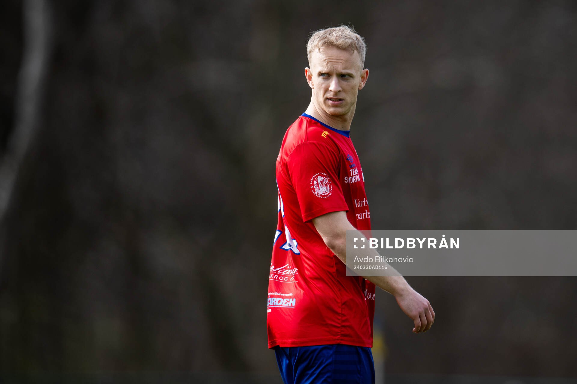 Tvååkers IFs Albin Malmlöf Johansson under fotbollsmatchen i Division 1 södra mellan Eskilsminne och Tvååkers IF den 30 mars 2024 i Helsingborg.