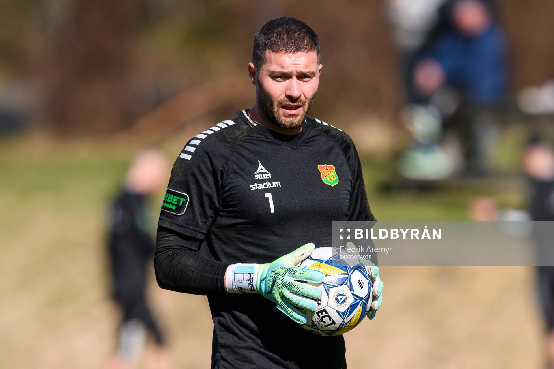 Målvakt Mergim Krasniqi