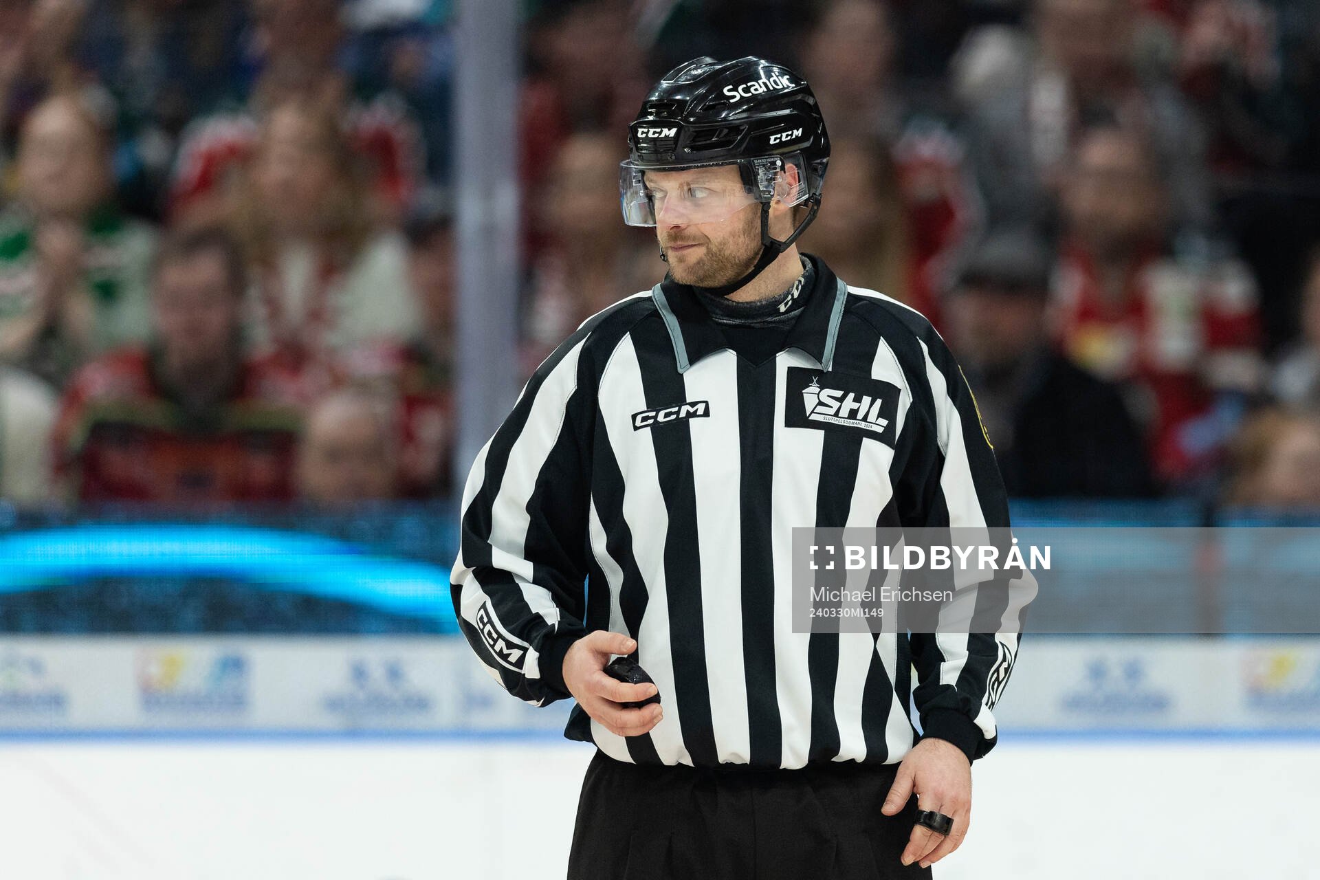 Linjedomare Mathias Naperotti