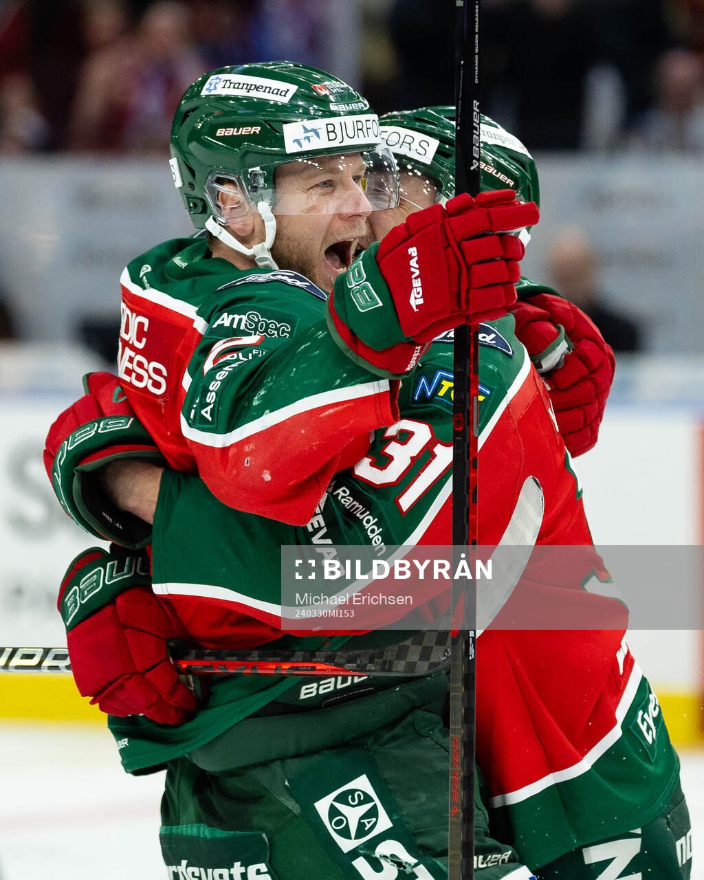 Frölundas Christian Folin jublar