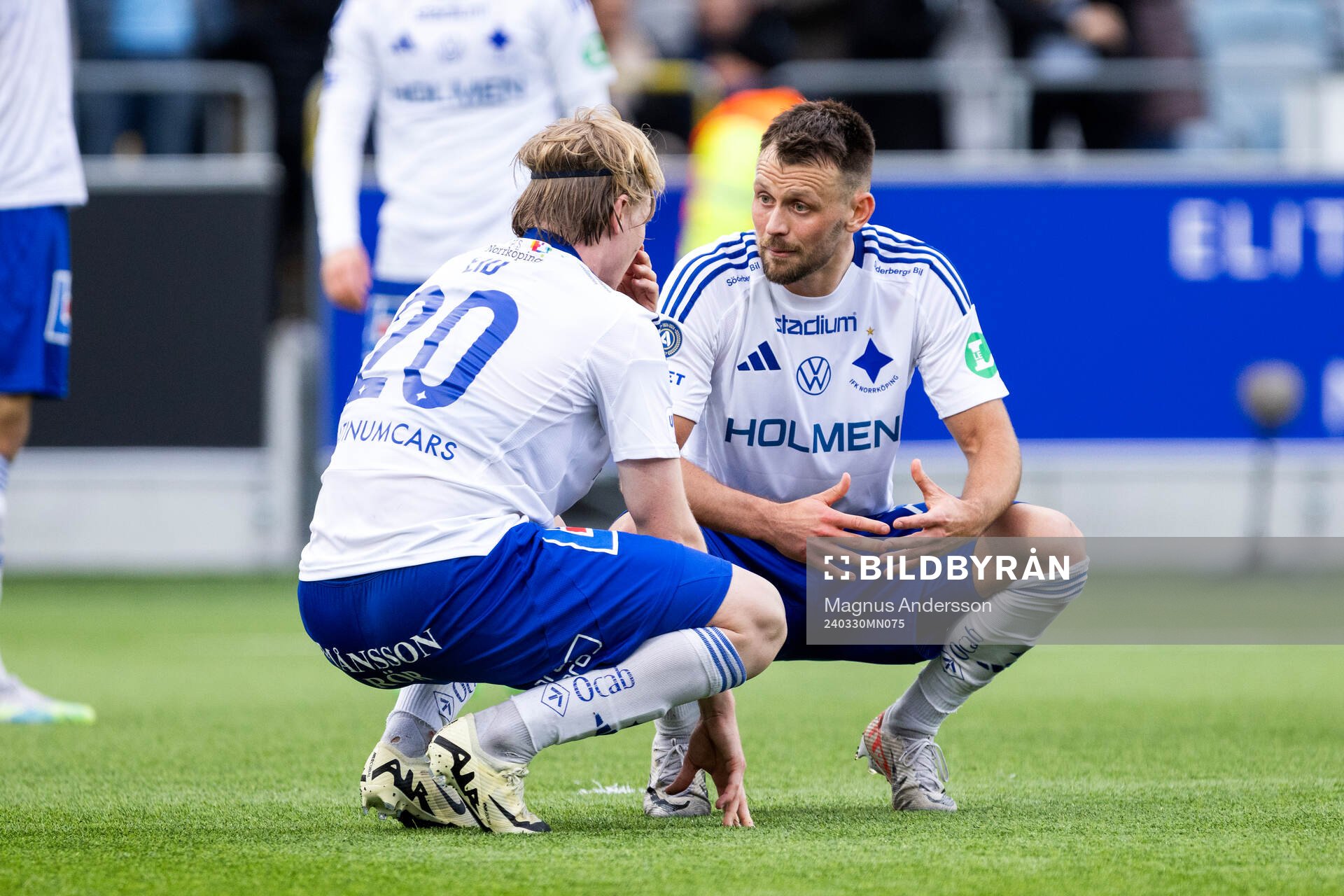 IFK Norrköpings Daniel Fritz Eid och Max Watson deppar