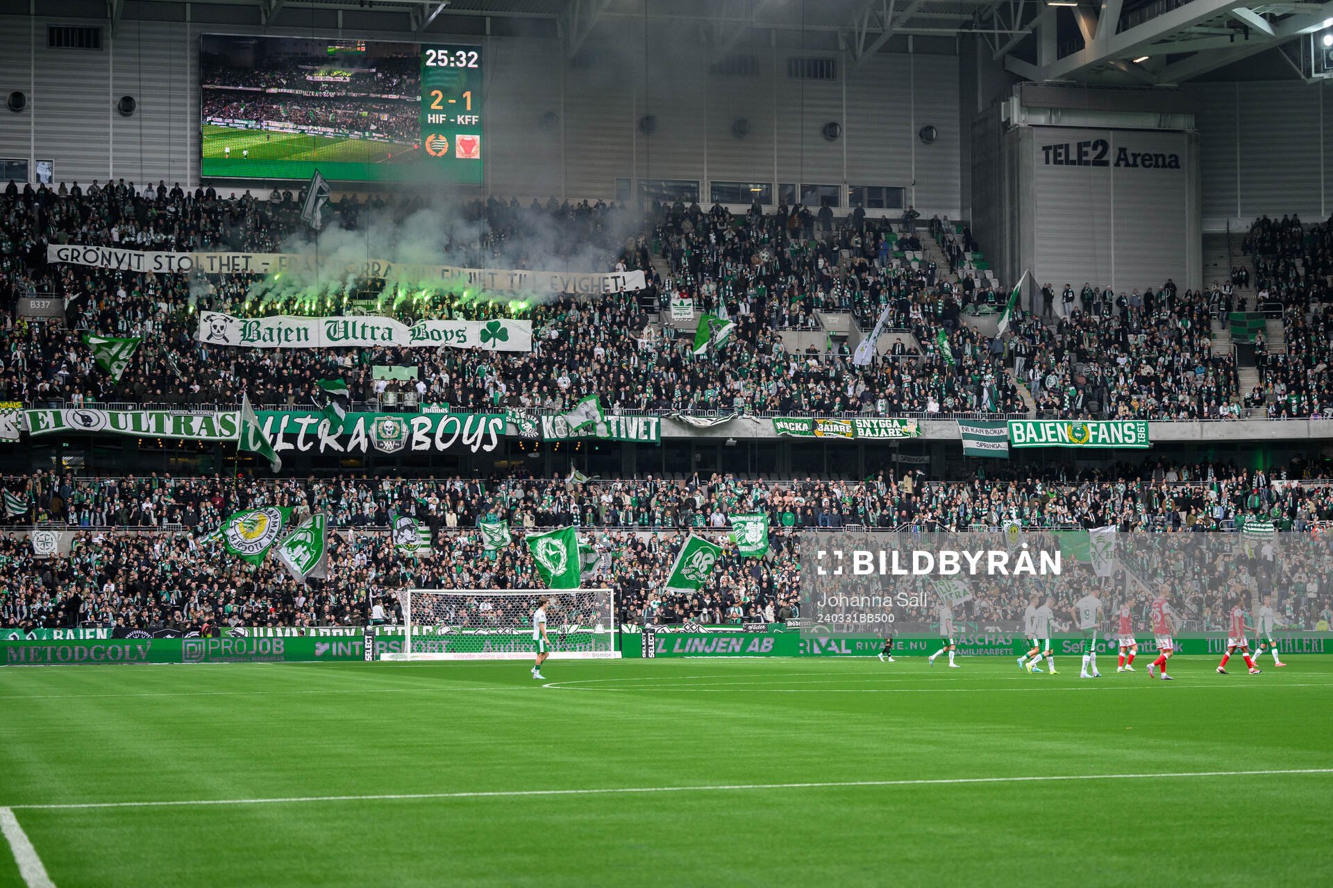 Spelarna lämnar planen