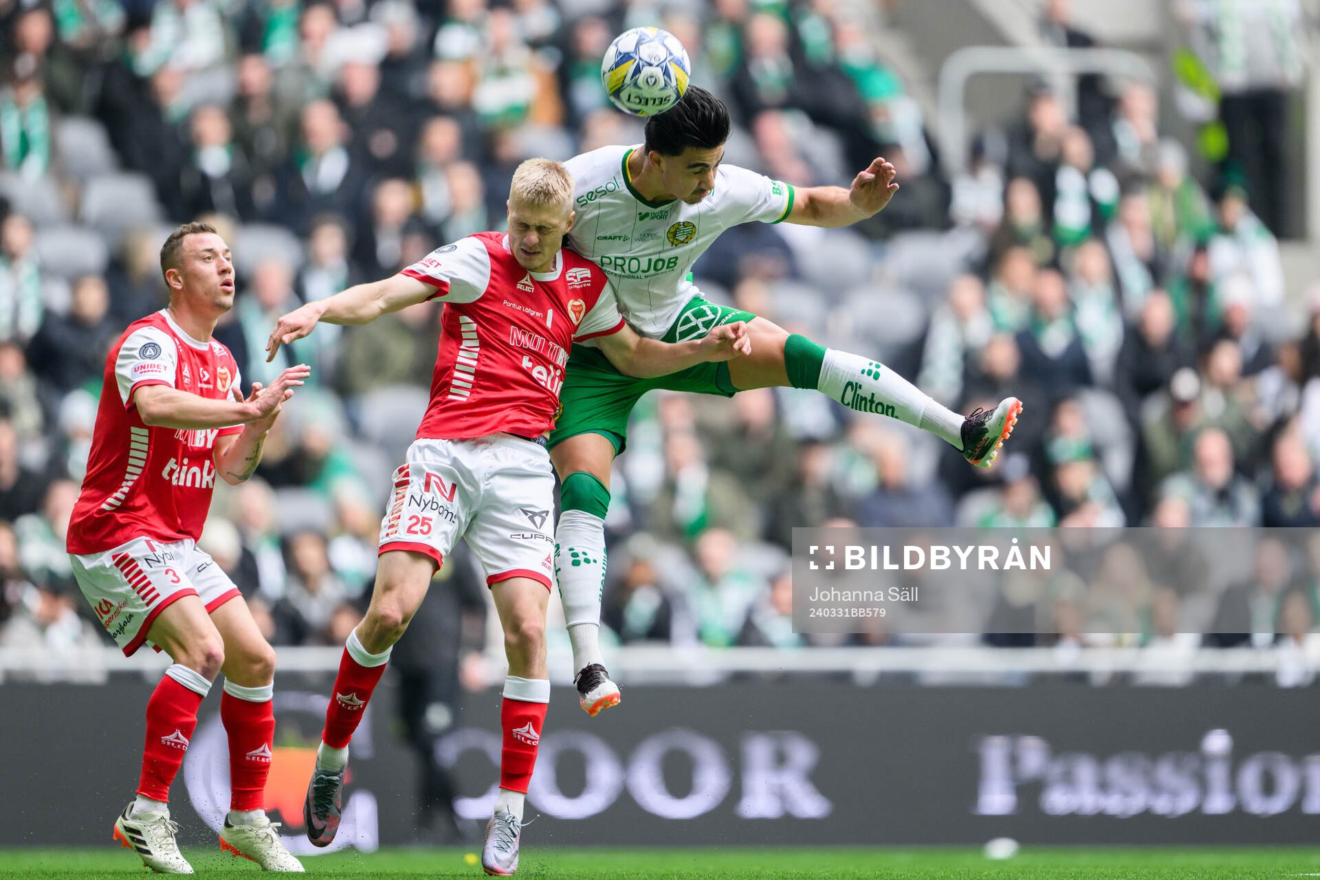 Kalmars Rony Jansson och Hammarbys Jusef Erabi