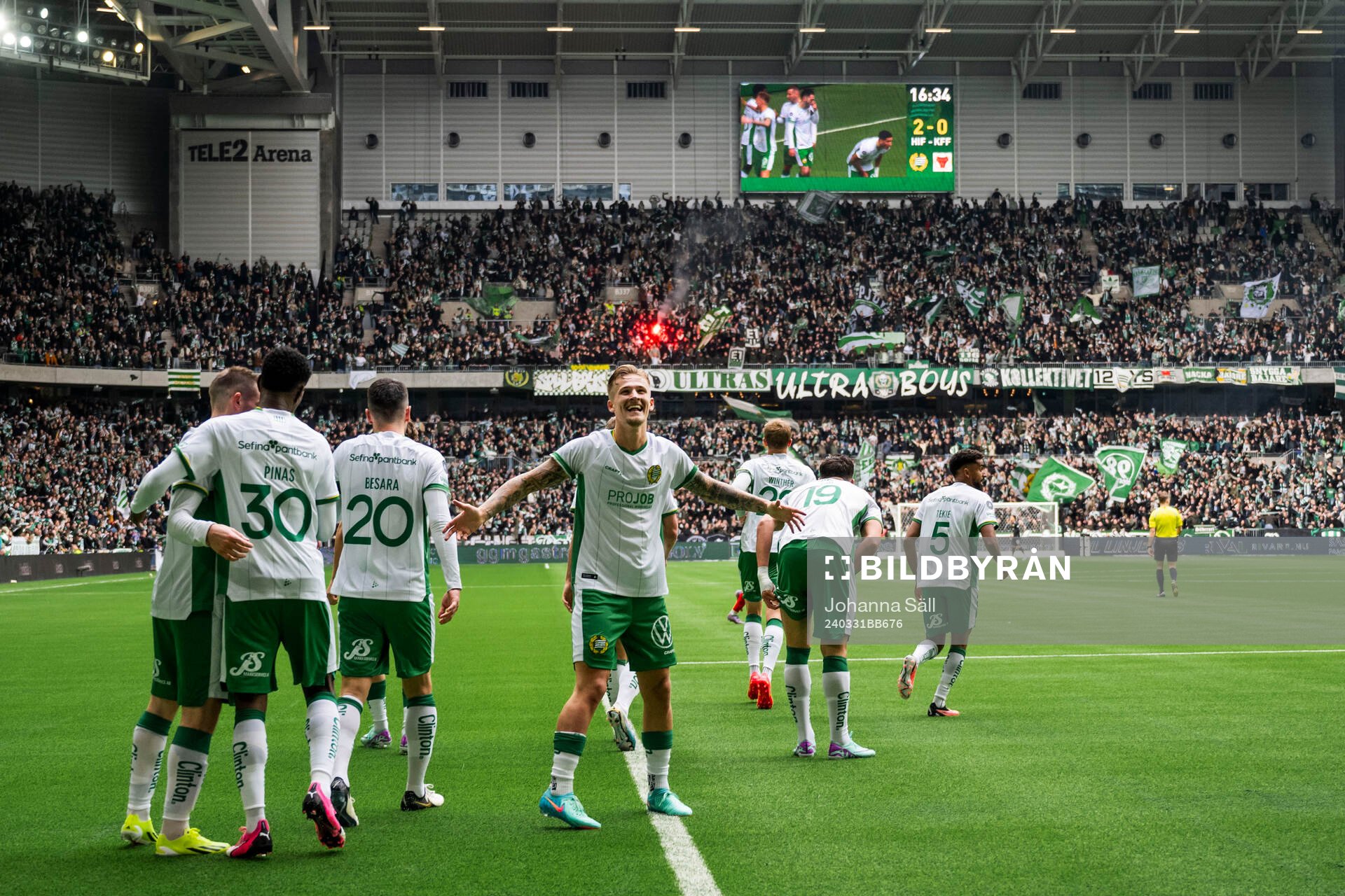 Hammarbys Fredrik Hammar jublar
