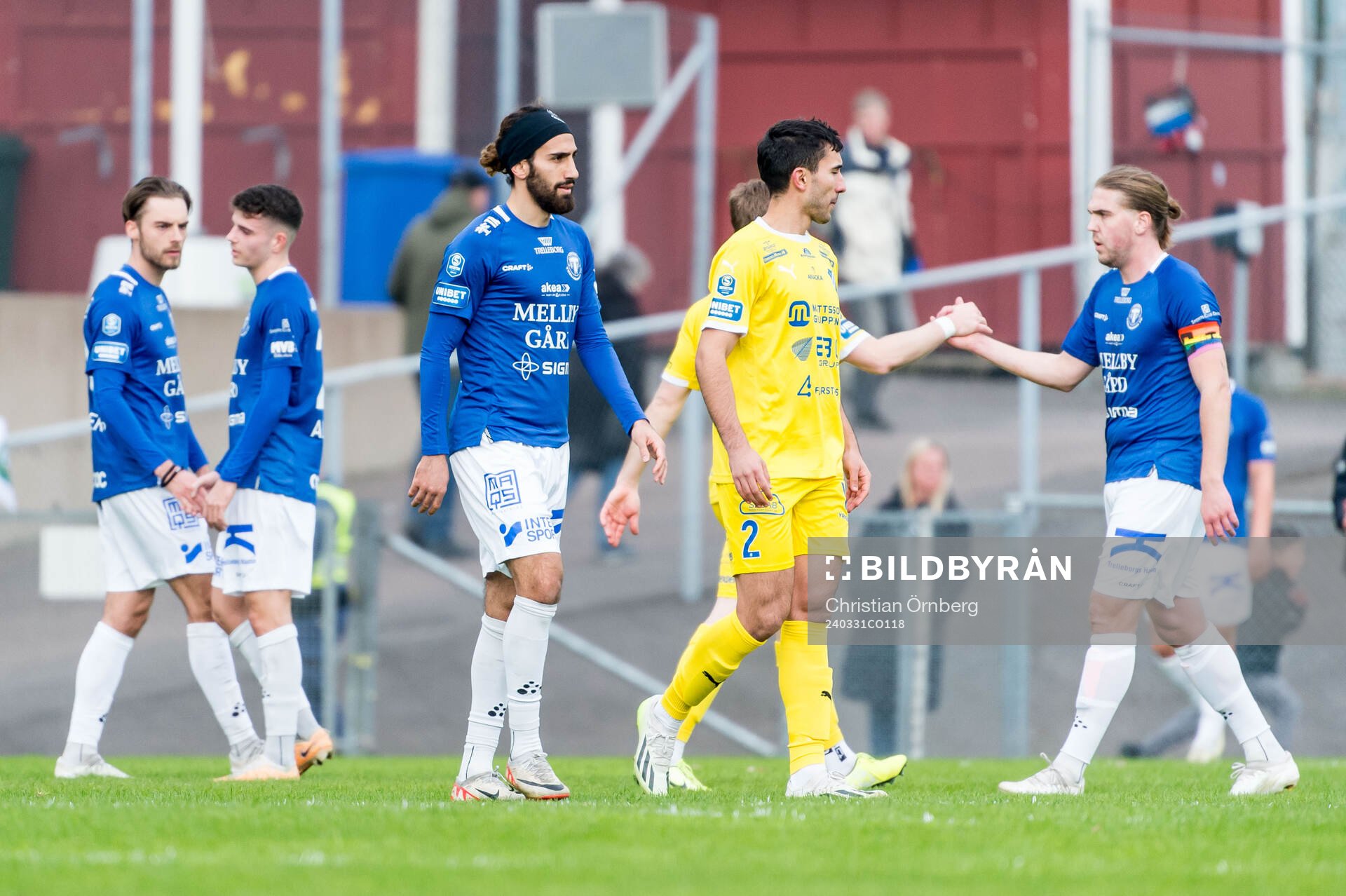 Trelleborgs Hady Saleh Karim och Charlie Weberg deppar