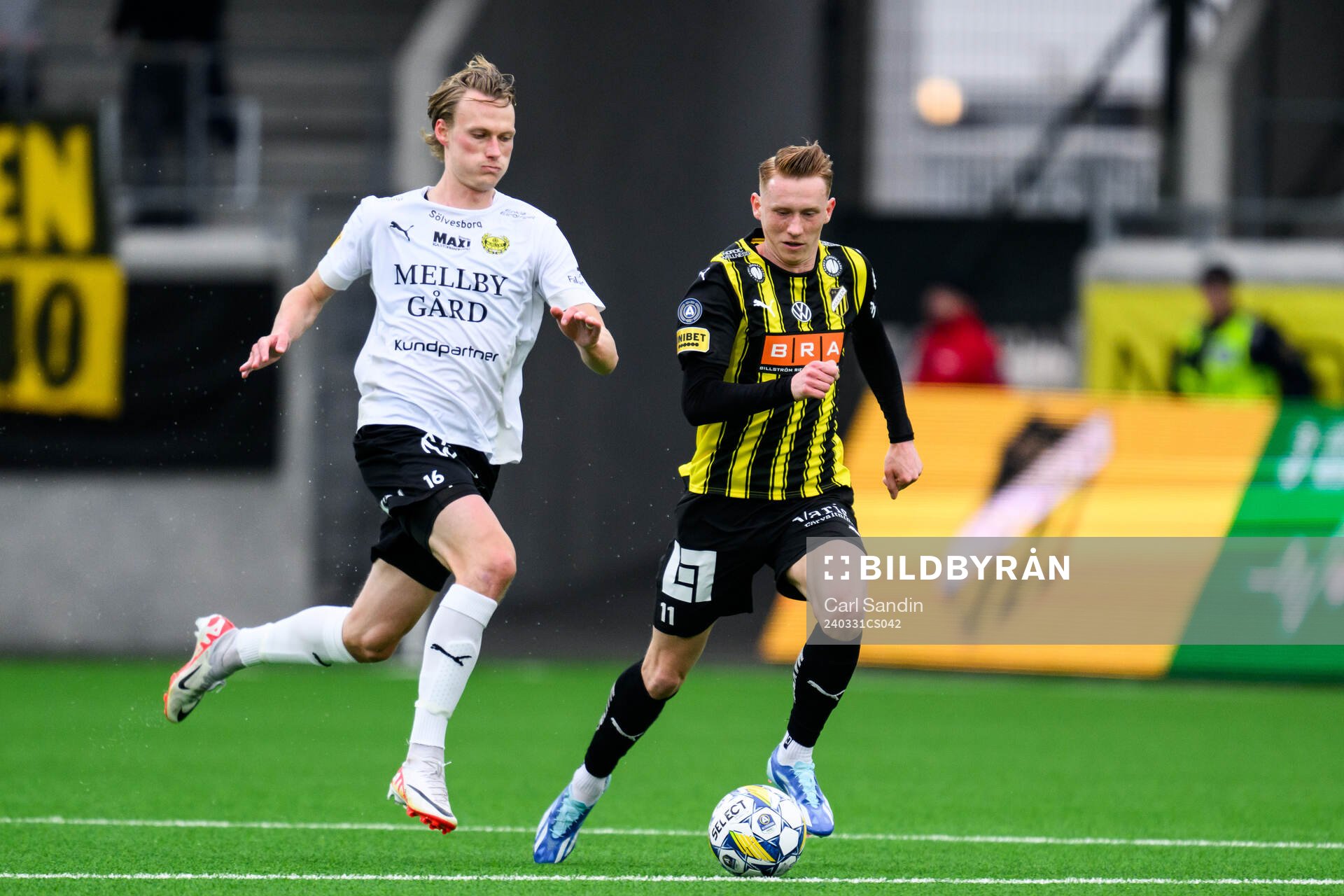 Mjällbys Alexander Johansson och Häckens Julius Lindberg