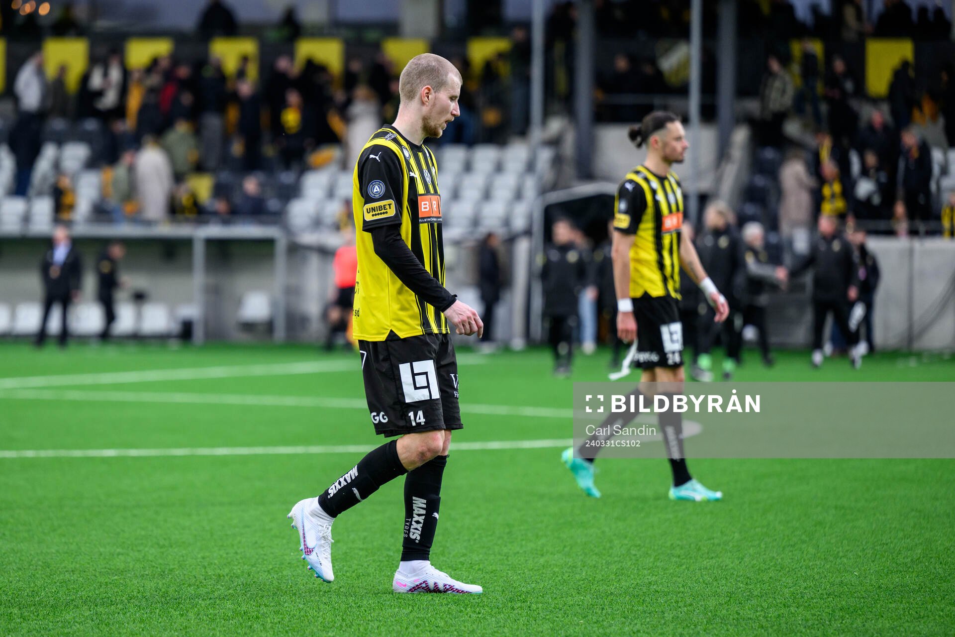 Häckens Simon Gustafson deppar