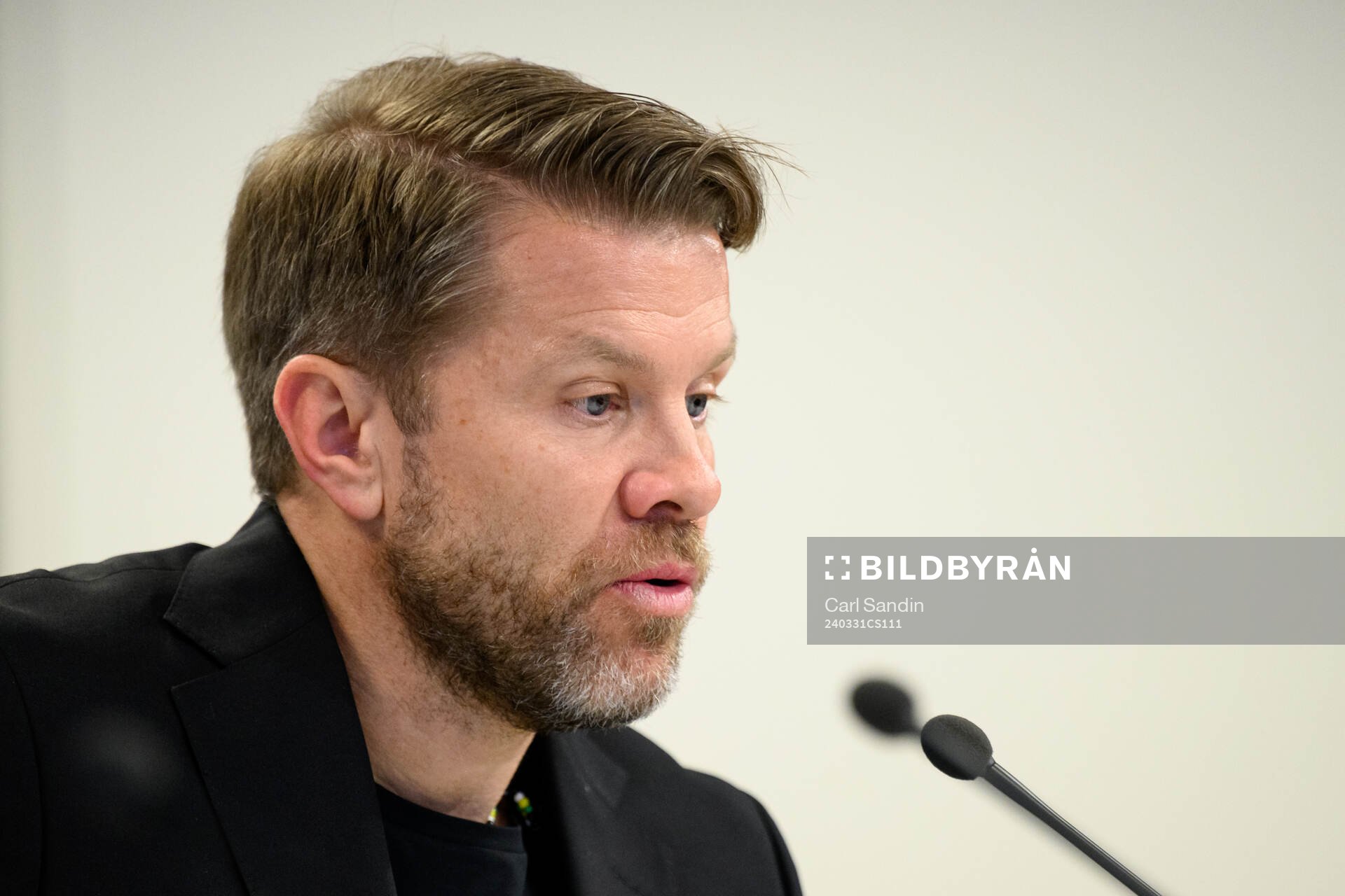 Häckens tränare Pål Arne Johansen på presskonferensen