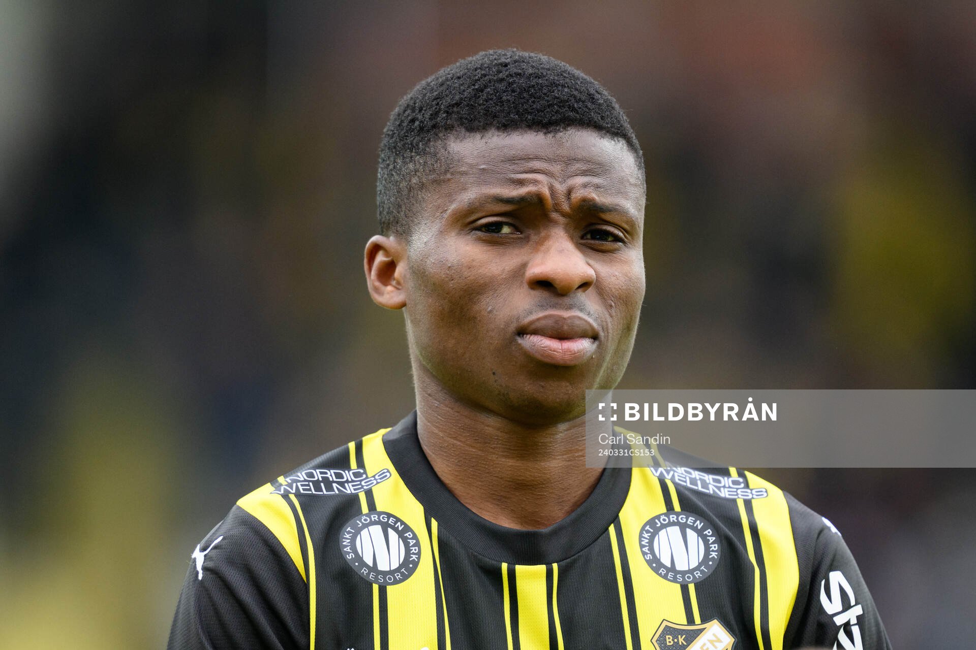 Häckens Akoua Romeo Amane vid lineup