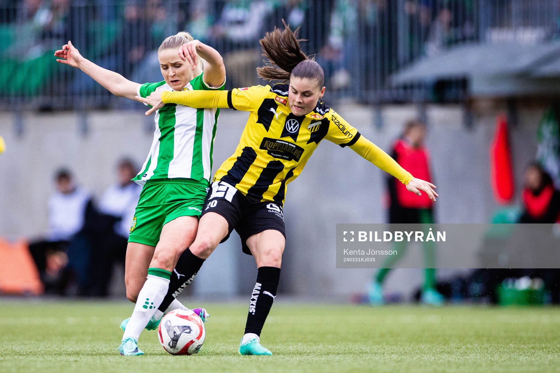 Hammarbys Anna Jøsendal och Häckens Hanna Wijk
