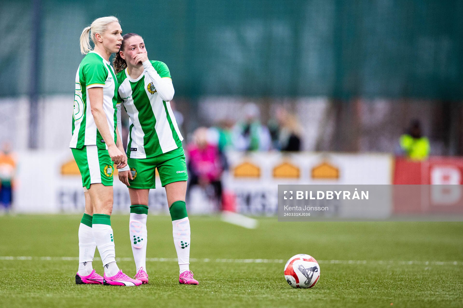 Hammarbys Jonna Andersson och´Smilla Vallotto