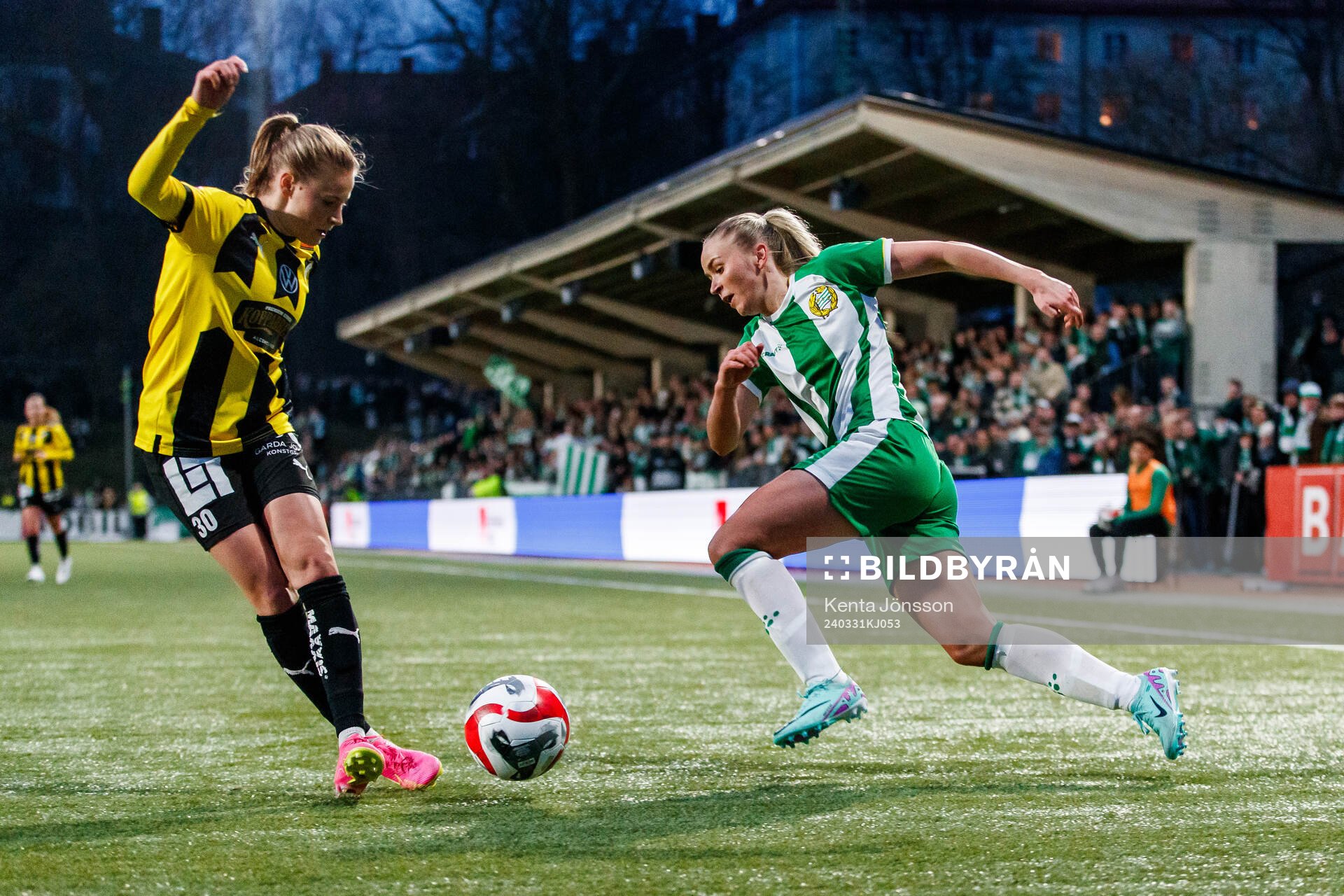 Häckens Katariina Kosola och Hammarbys Anna Jøsendal