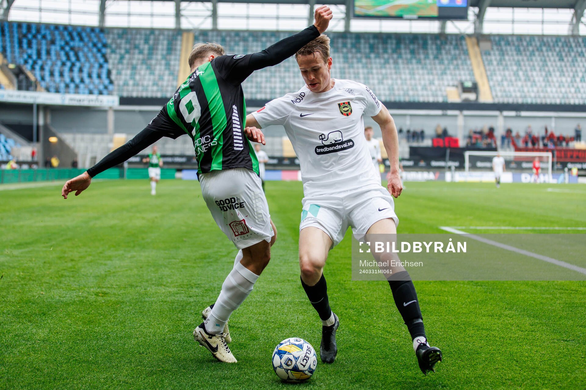 GAIS Gustav Lundgren och Brommapojkarnas Torbjörn Lysaker Heggem under fotbollsmatchen i Allsvenskan mellan GAIS och Brommapojkarna den 31 mars 2024 i Göteborg. 