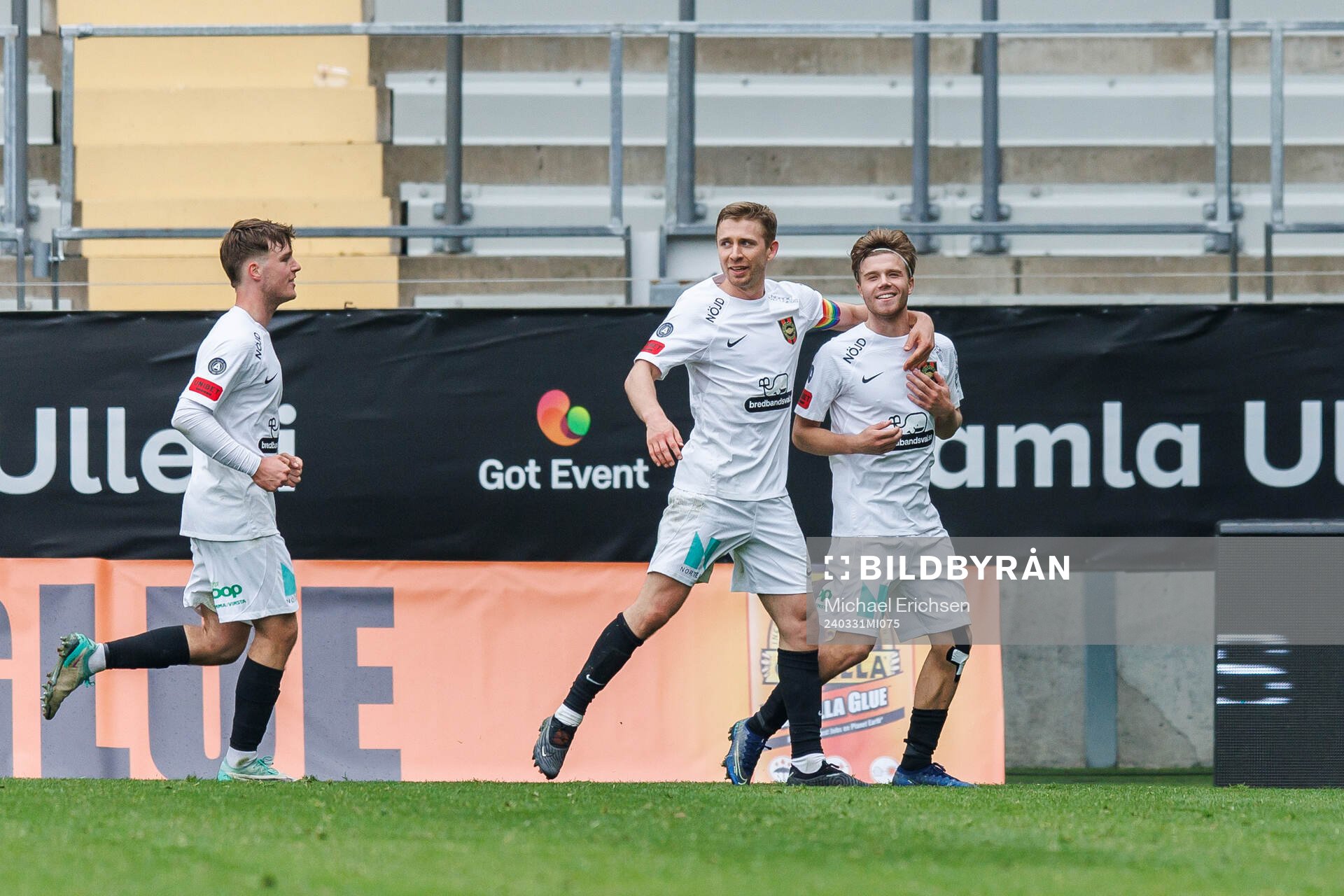 Brommapojkarnas Wilmer Odefalk jublar