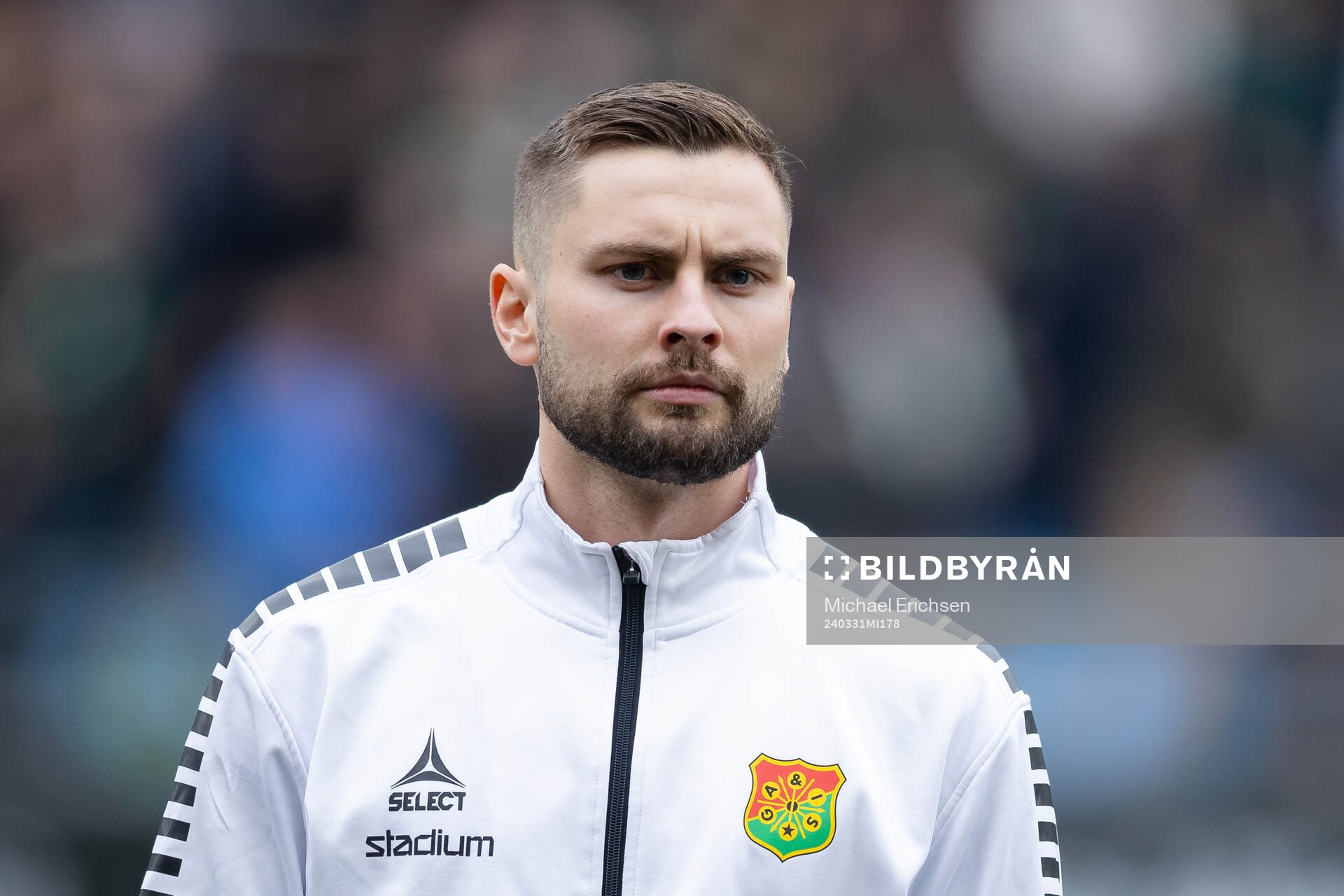GAIS Axel Norén på line up innan fotbollsmatchen i