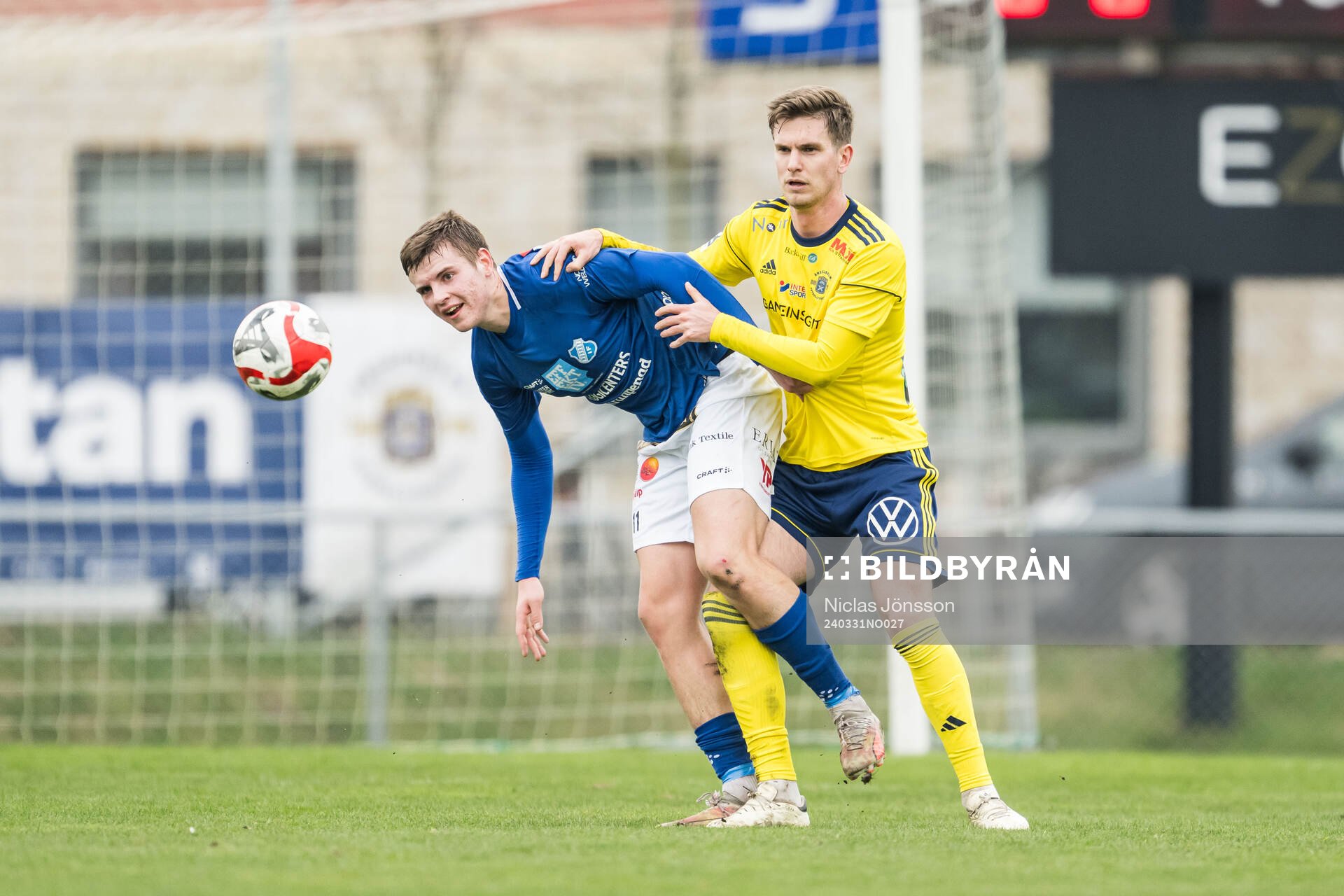 Norrby IFs Max Andersson och Ängelholms Niklas Svensson