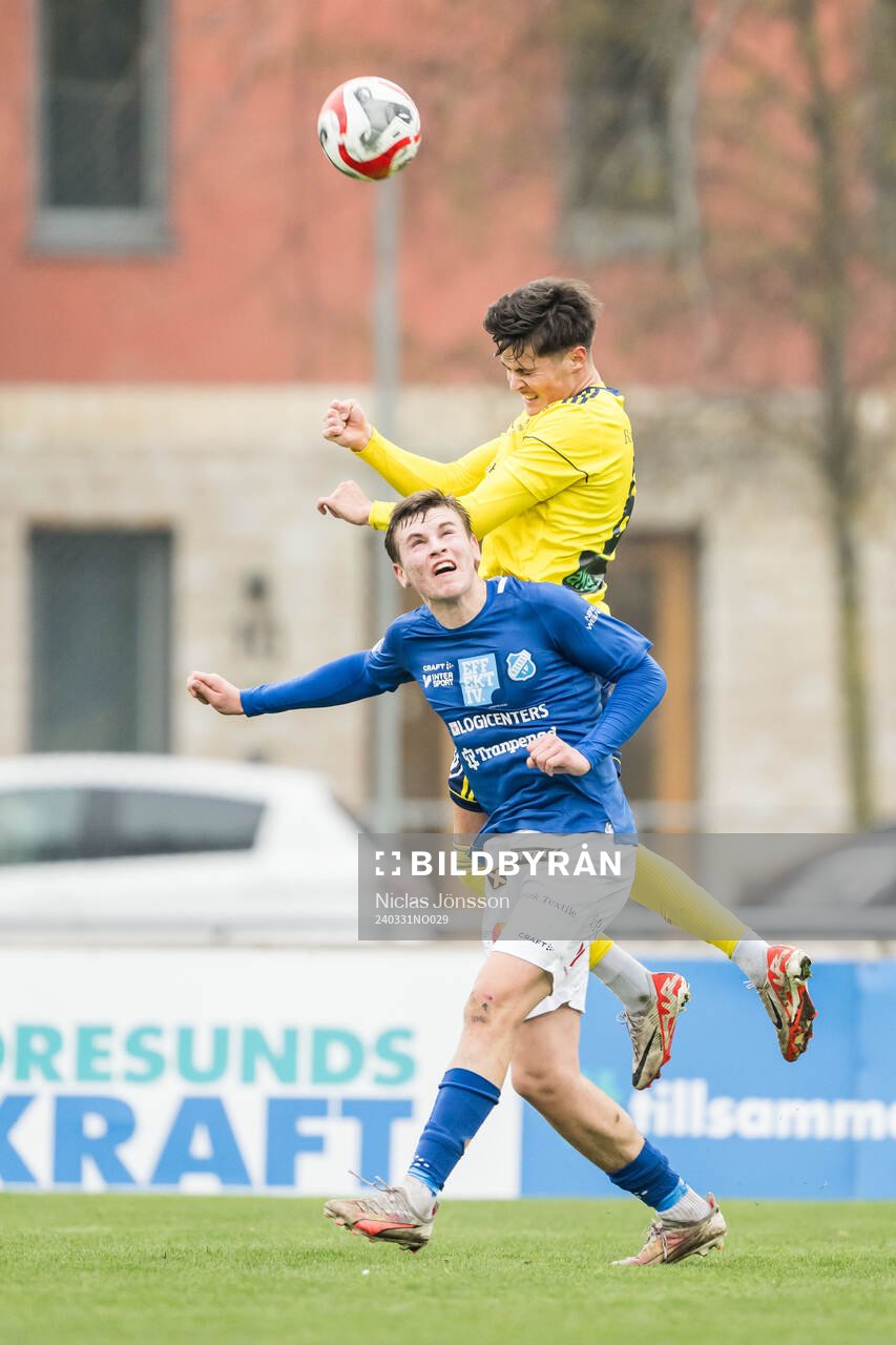 Norrby IFs Max Andersson och Ängelholms Adrian Colak