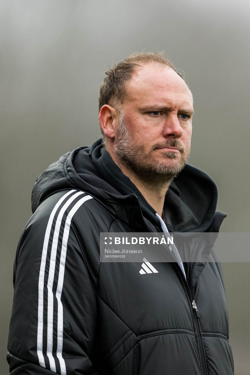 Ängelholms huvudtränare Andreas Granqvist