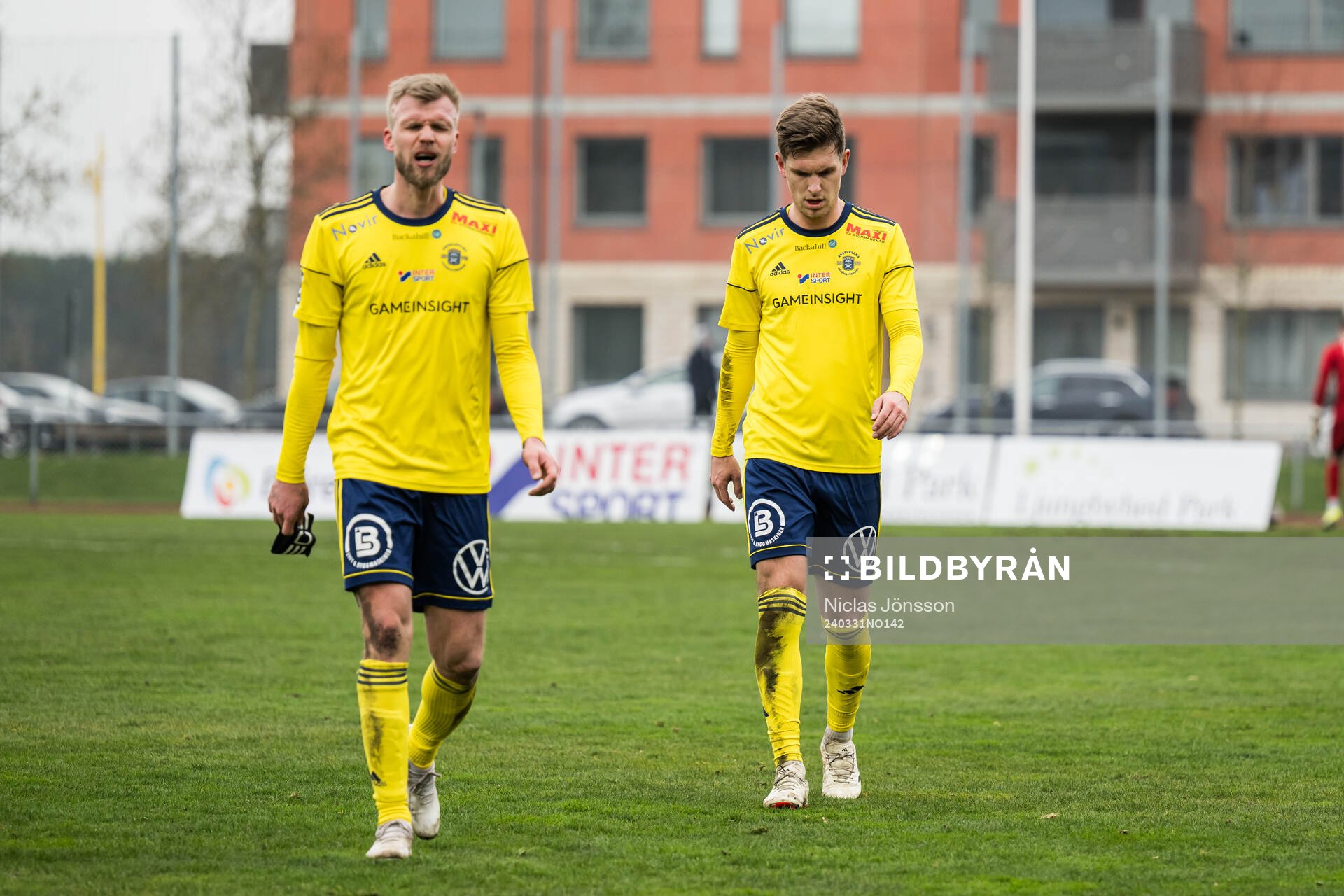 Ängelholms Robin Nilsson  och Niklas Svensson  deppar
