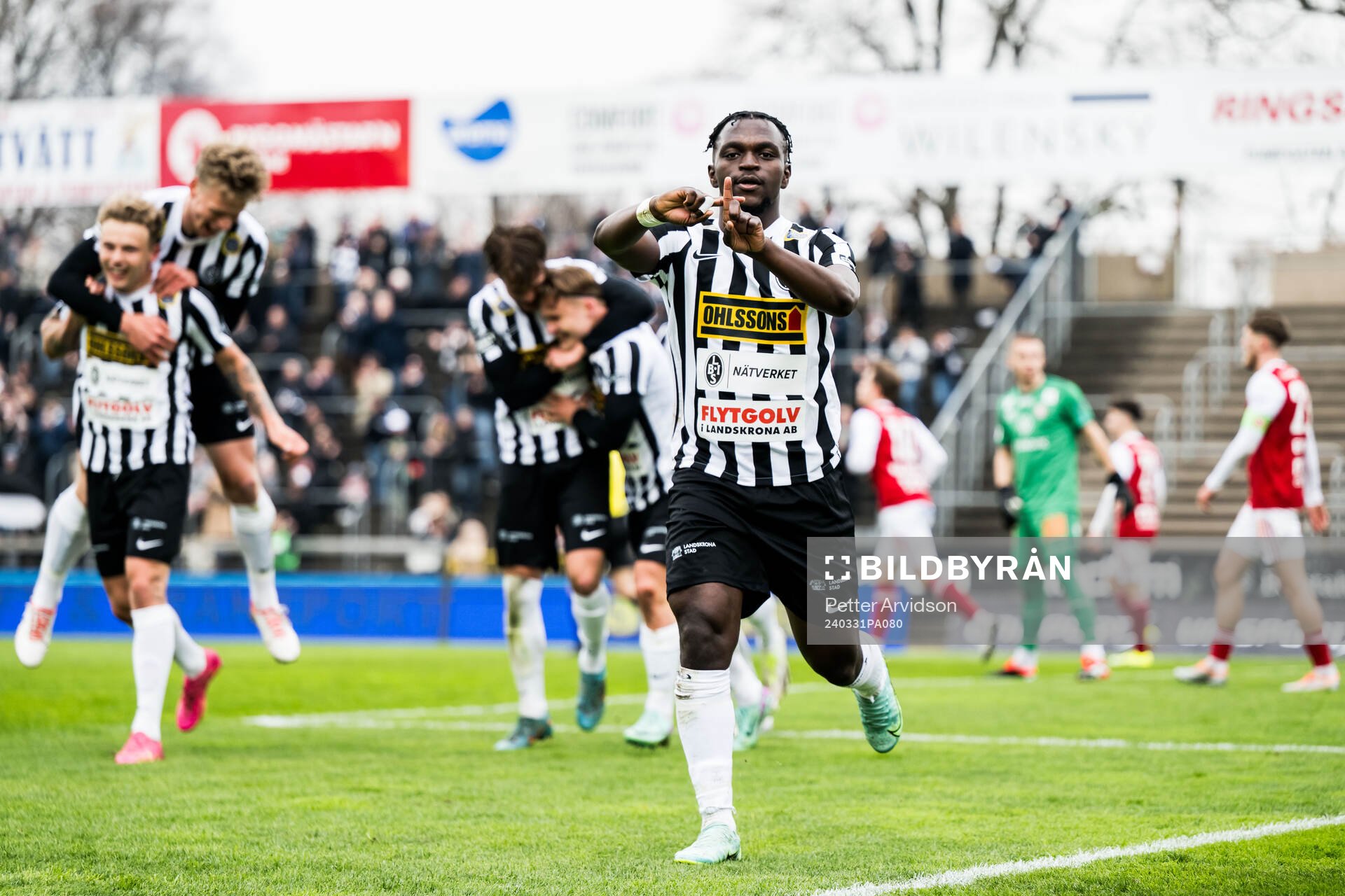 Landskronas Kofi Asare jublar