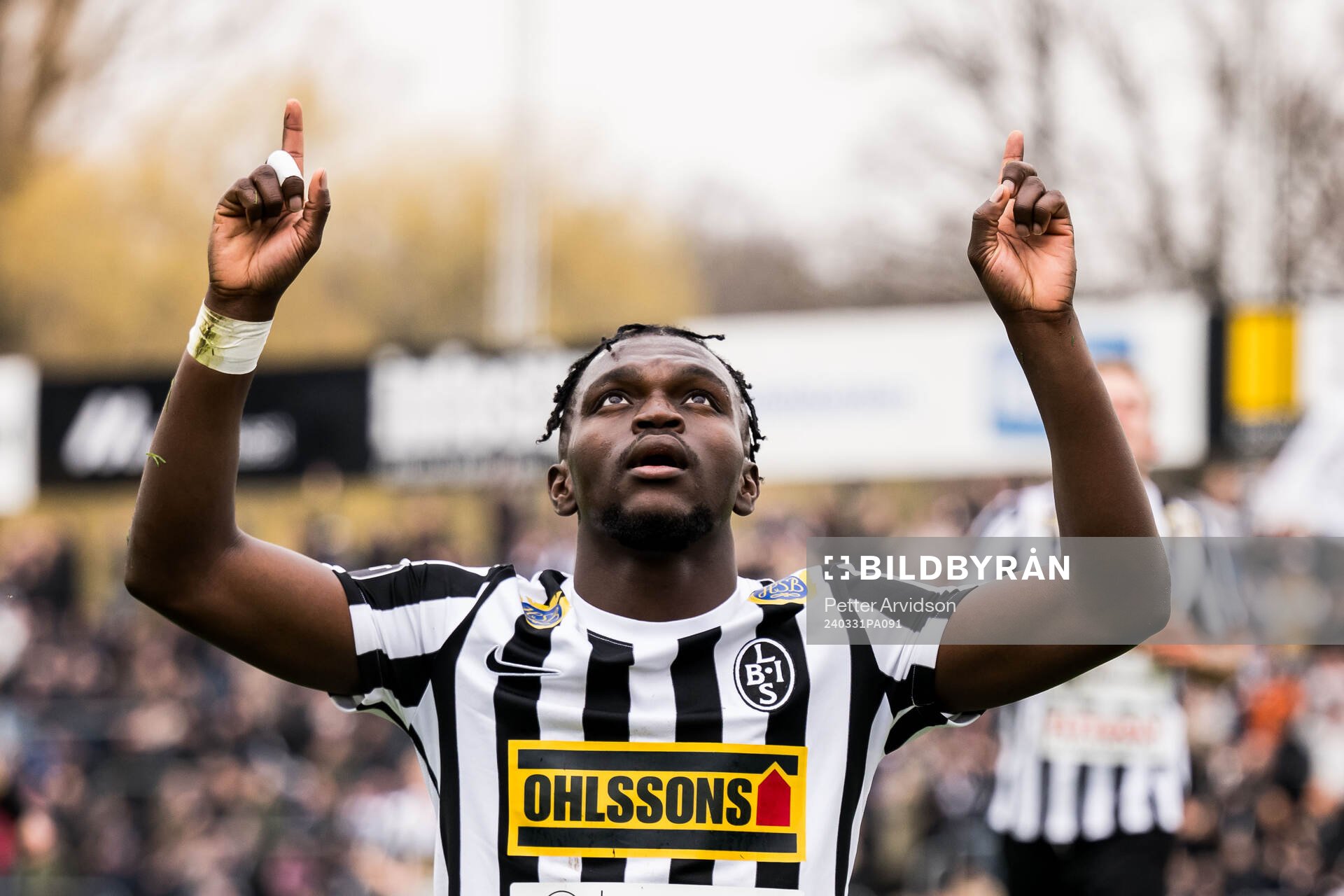 Landskronas Kofi Asare jublar