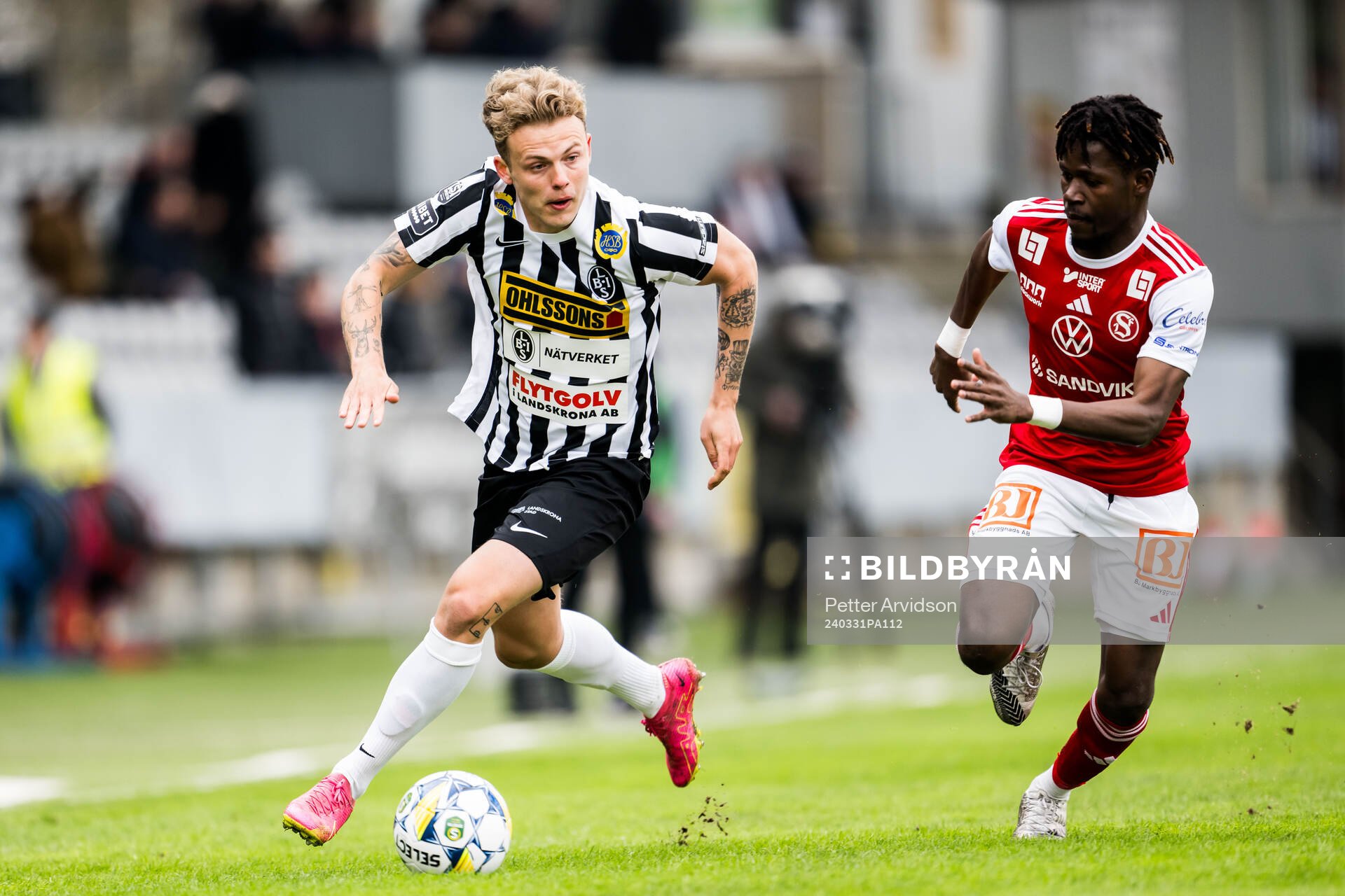 Landskronas Frederik Ihler och Sandvikens IFs Mamadou