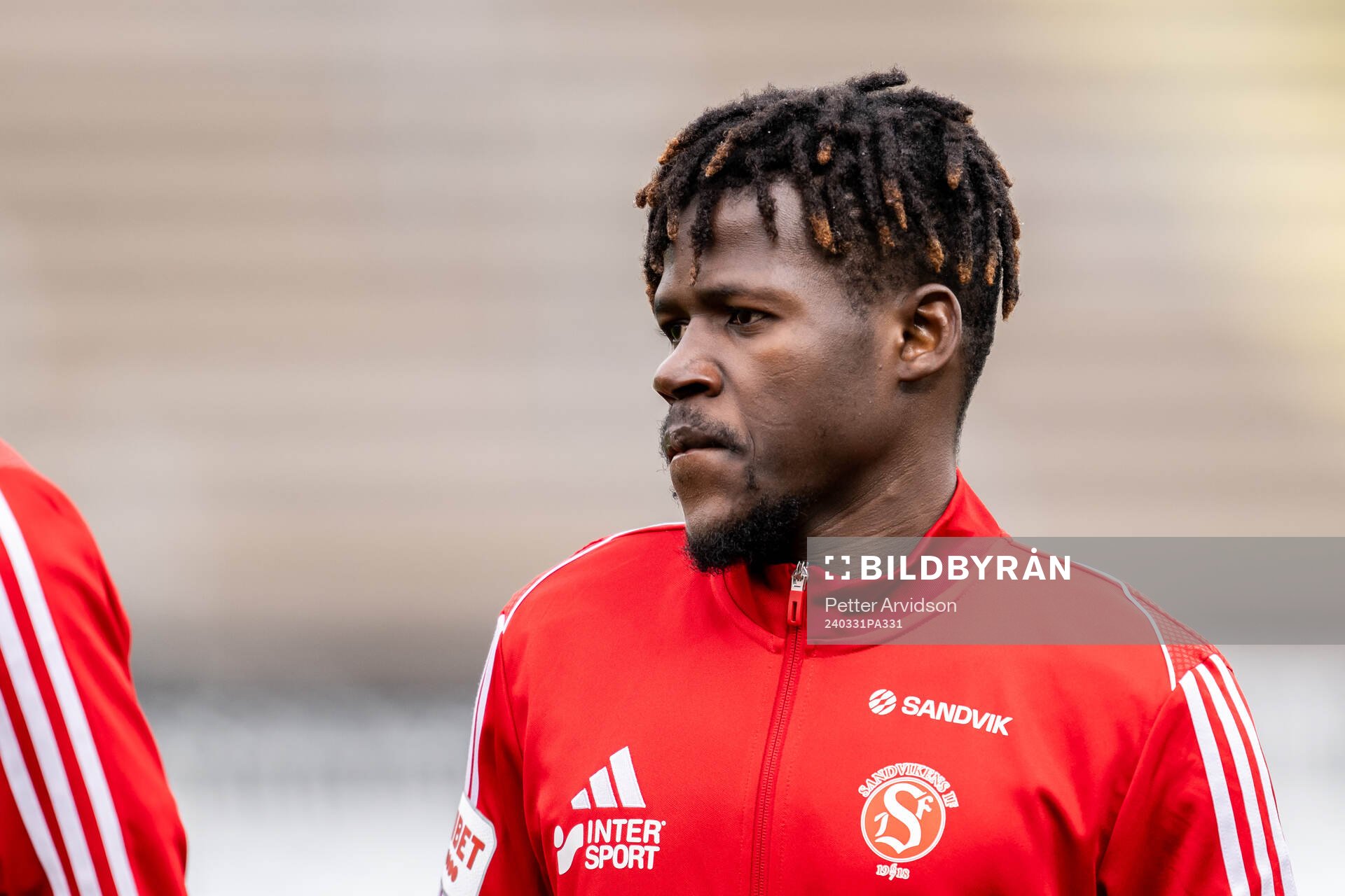 Sandvikens IFs Mamadou Kouyate inför fotbollsmatchen i Superettan mellan Landskrona och Sandvikens IF den 31 mars 2024 i Landskrona.