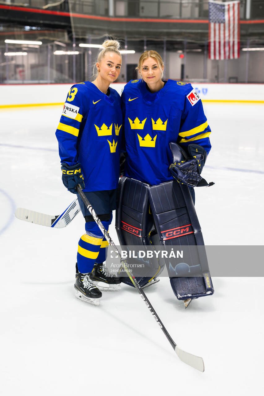 Wilma Sundin and goaltender Ida Boman of Sweden at a team