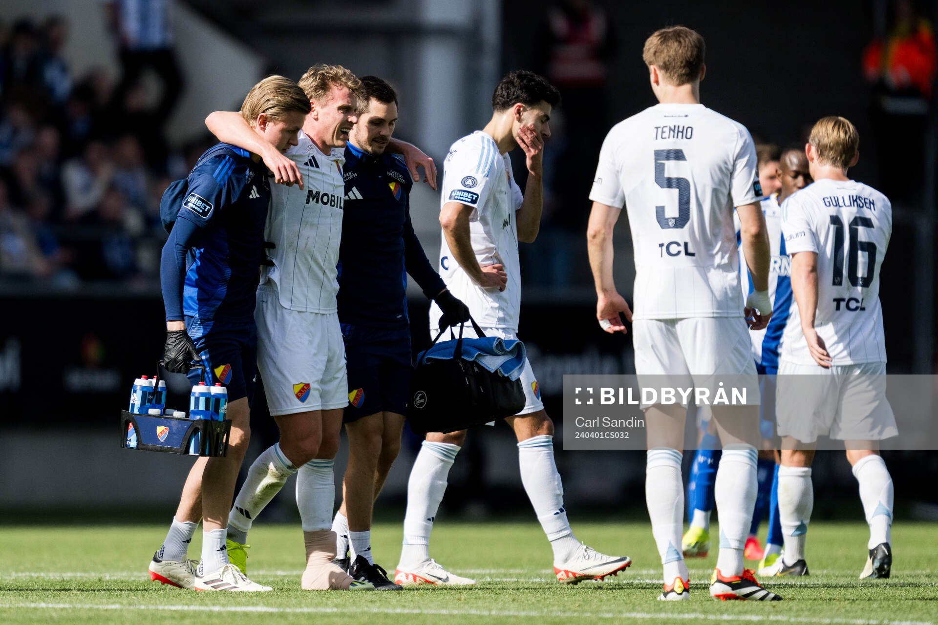 Djurgårdens Rasmus Schuller utgår skadad