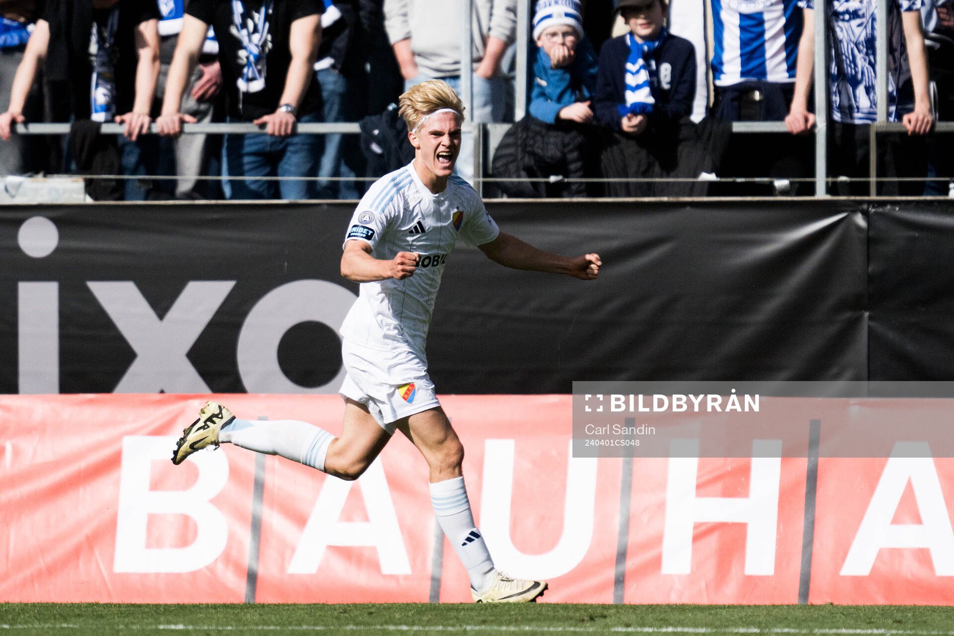 Djurgårdens Lucas Bergvall jublar