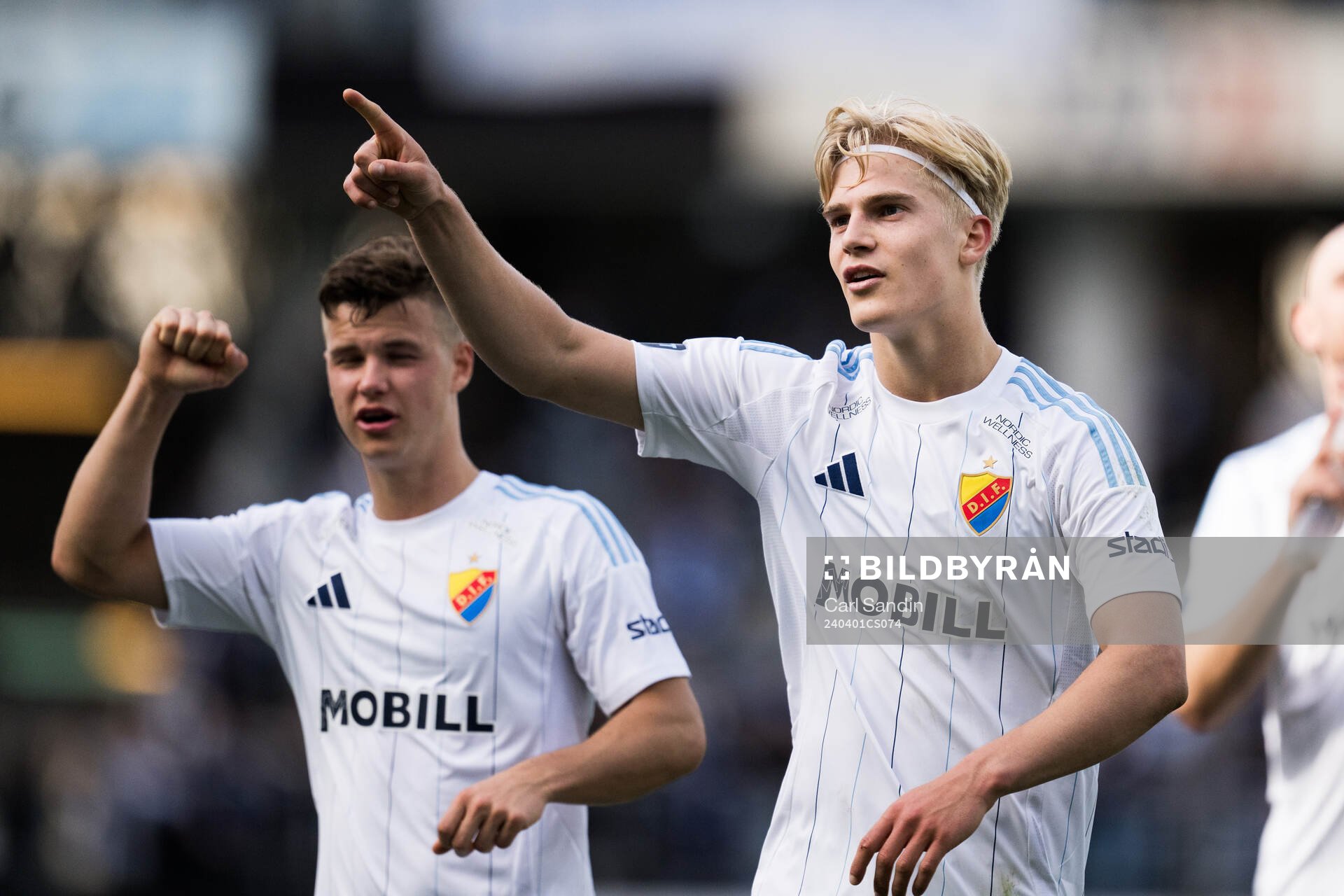 Djurgårdens Lucas Bergvall jublar