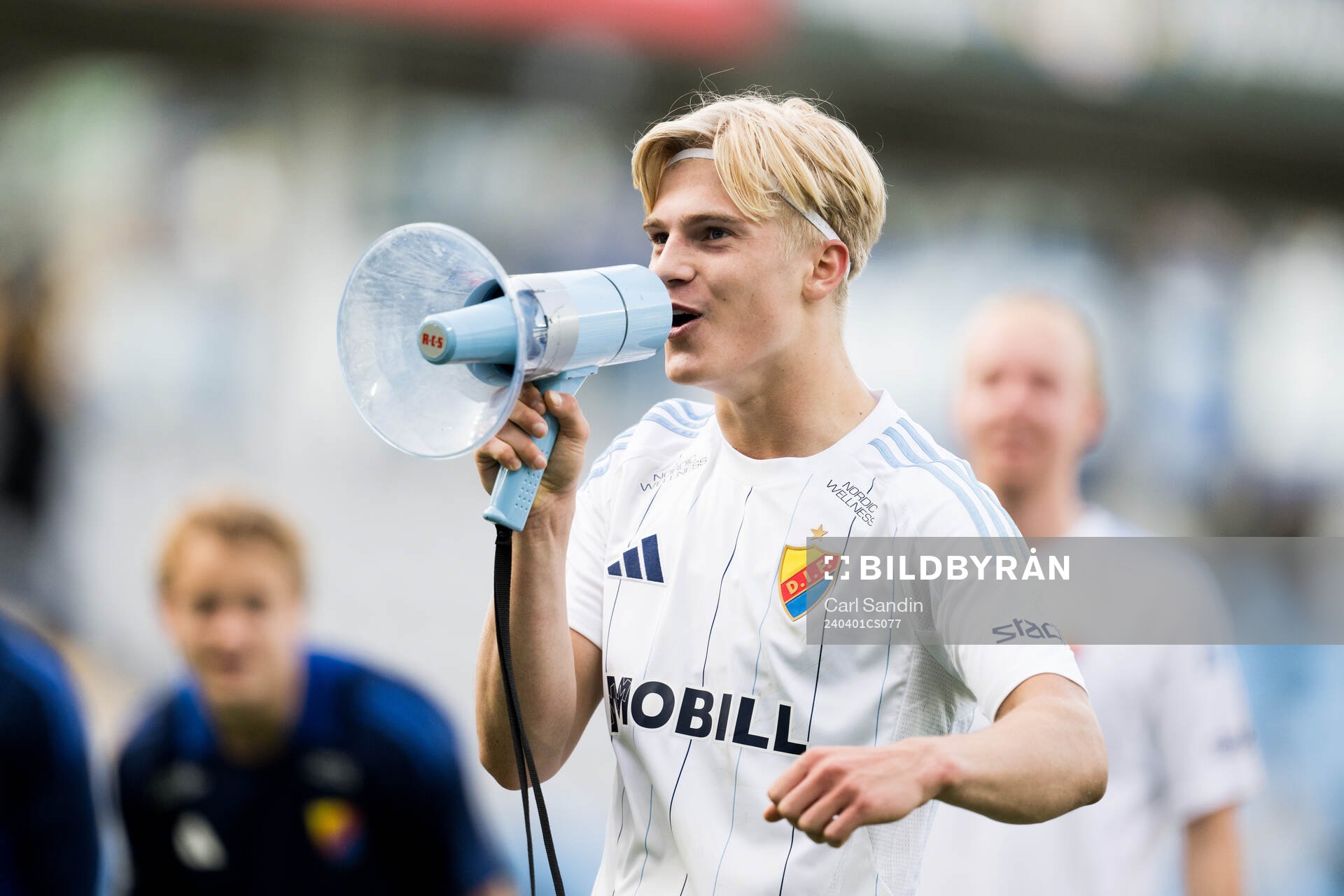 Djurgårdens Lucas Bergvall jublar efter fotbollsmatchen i Allsvenskan mellan IFK Göteborg och Djurgården den 1 april 2024 i Göteborg. 