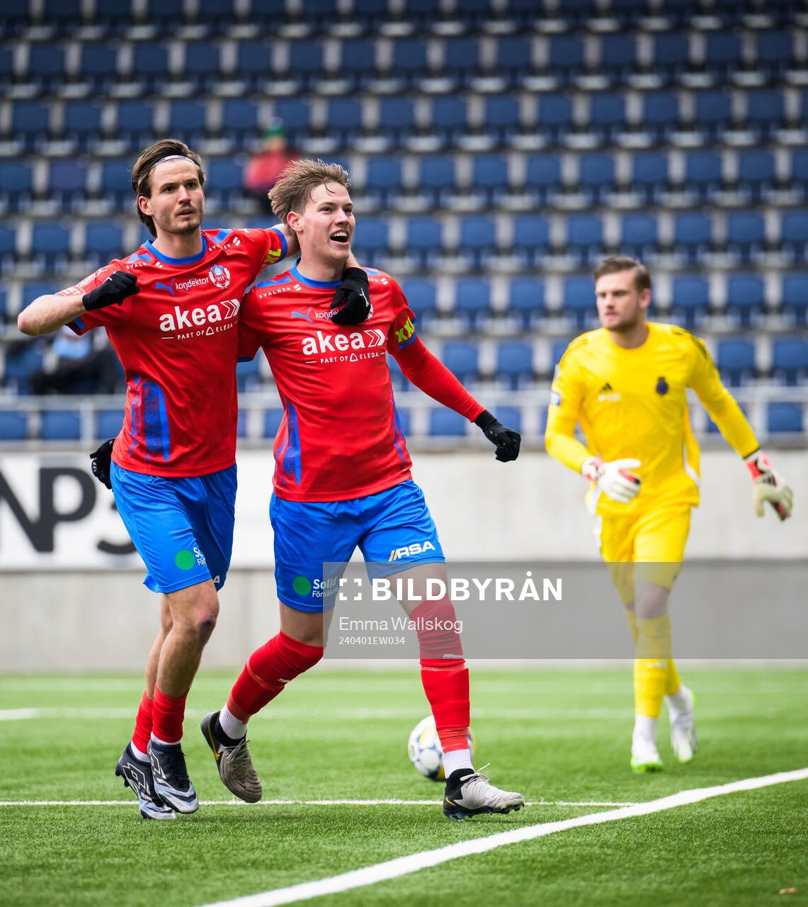 Helsingborgs Wilhelm Loeper och Taylor Silverholt jublar