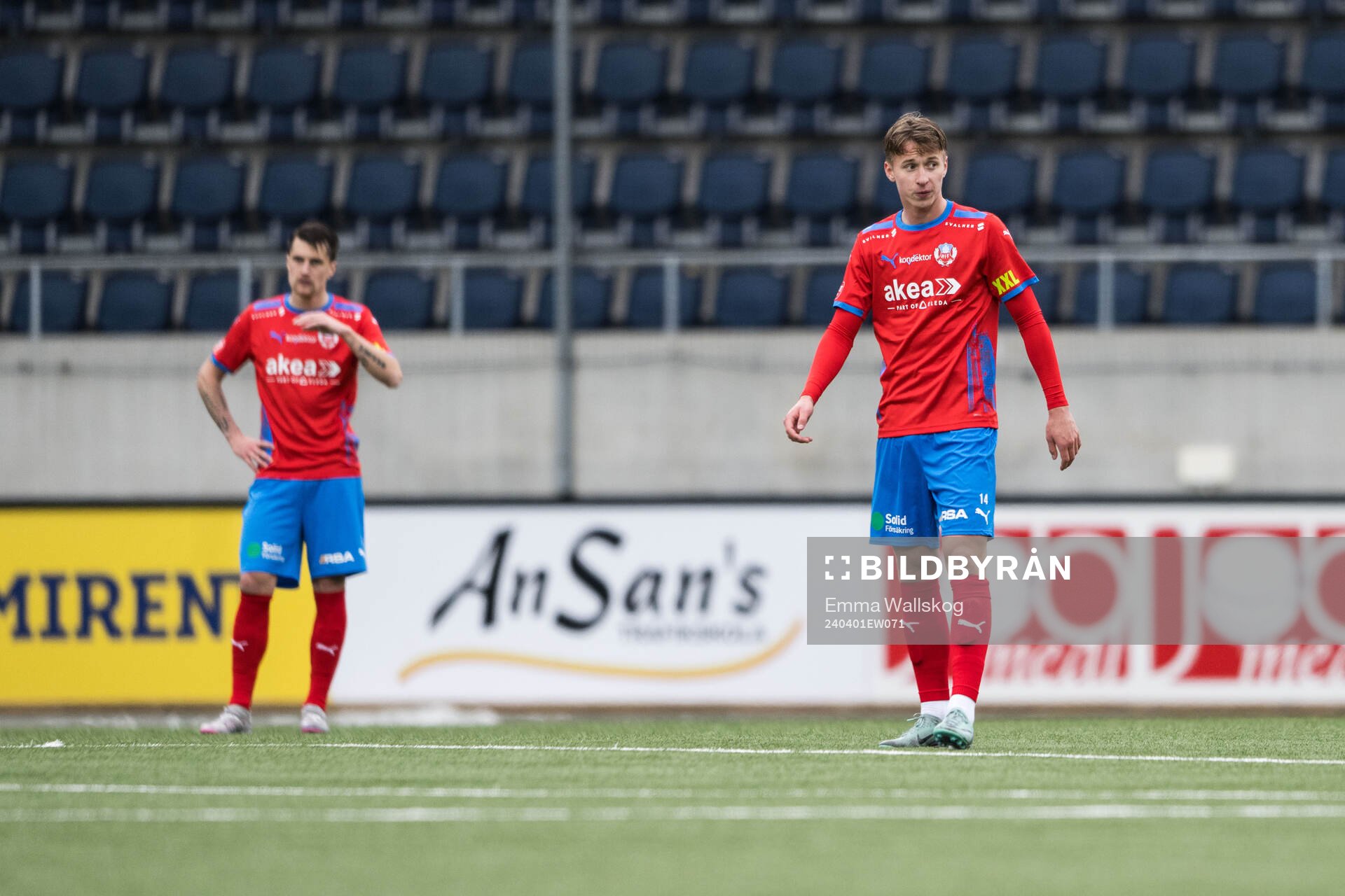 Helsingborgs Jon Birkfeldt och Lukas Kjellnäs deppar