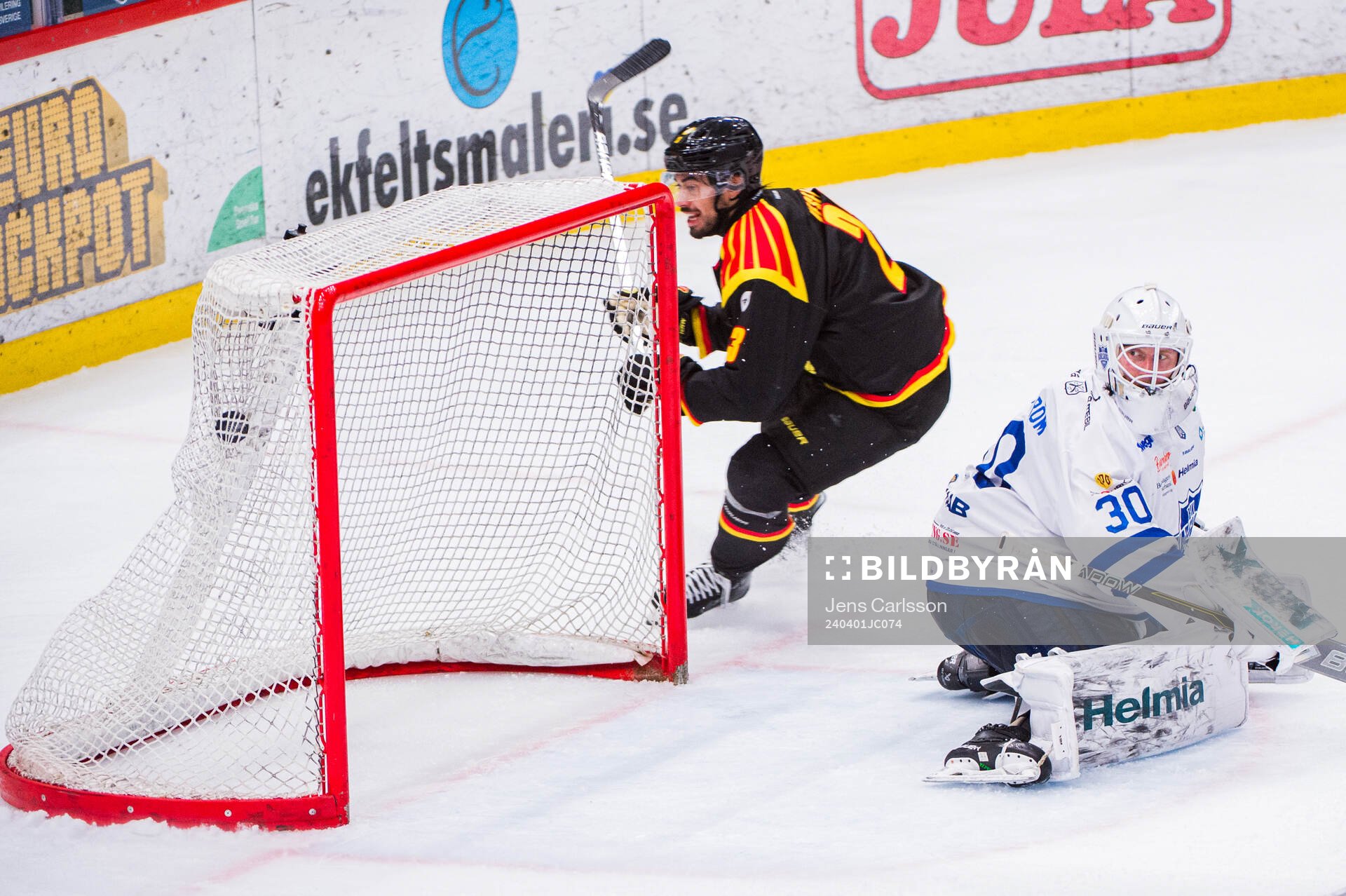 Brynäs Tyler Vesel gör 3-2 i förlängningen bakom
