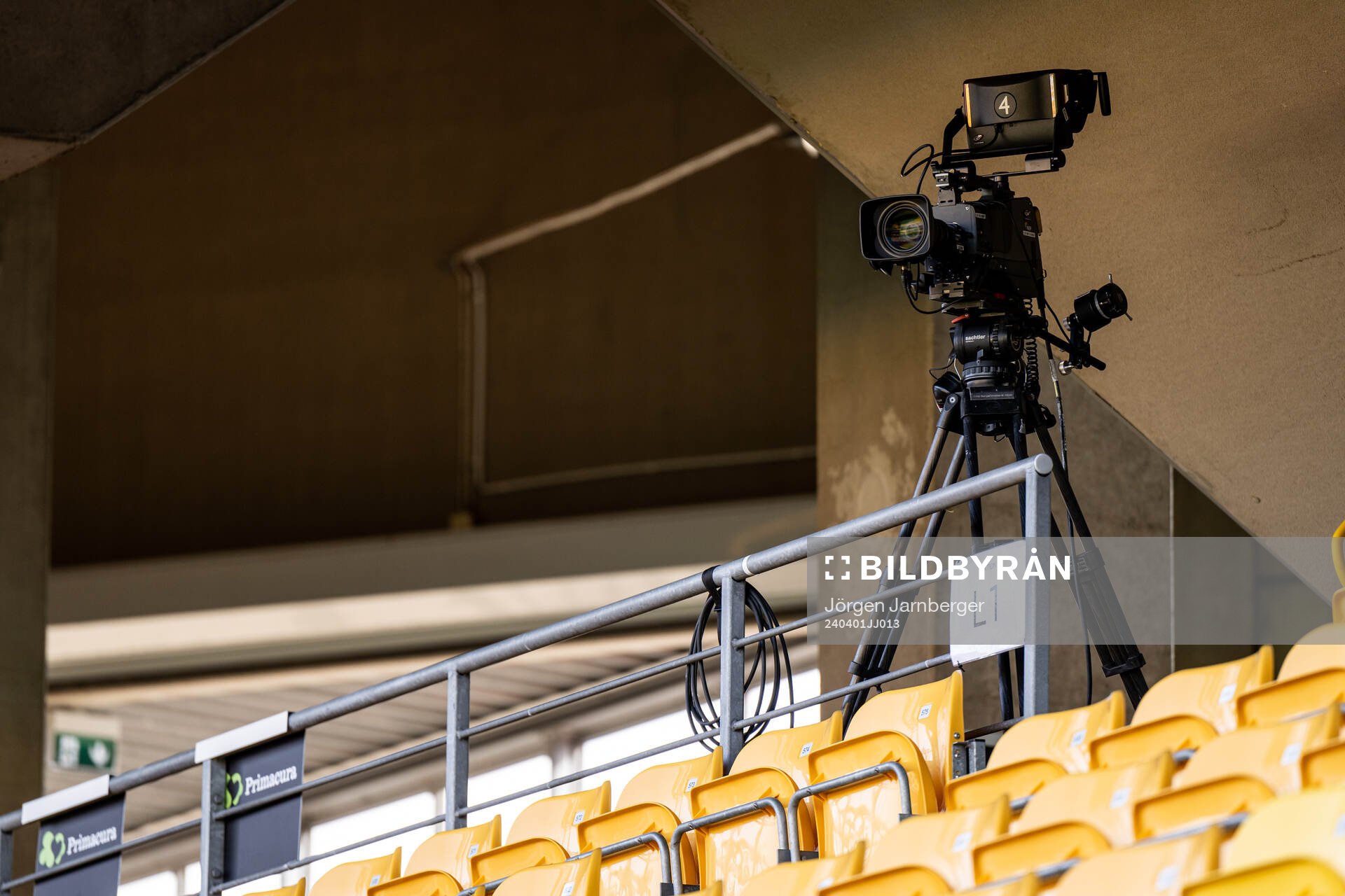 TV-kamera under fotbollsmatchen i Allsvenskan mellan Elfsborg och Värnamo den 1 april 2024 i Borås. 