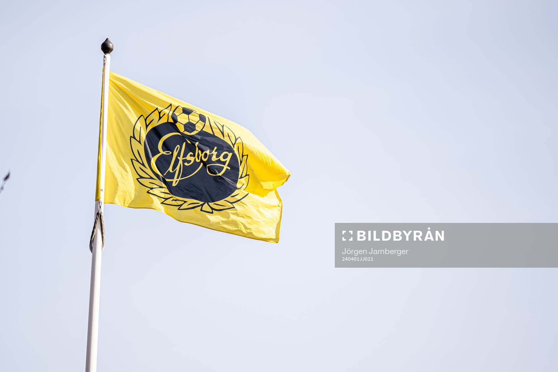 Elfsborgs flagga under fotbollsmatchen i Allsvenskan mellan Elfsborg och Värnamo den 1 april 2024 i Borås. 